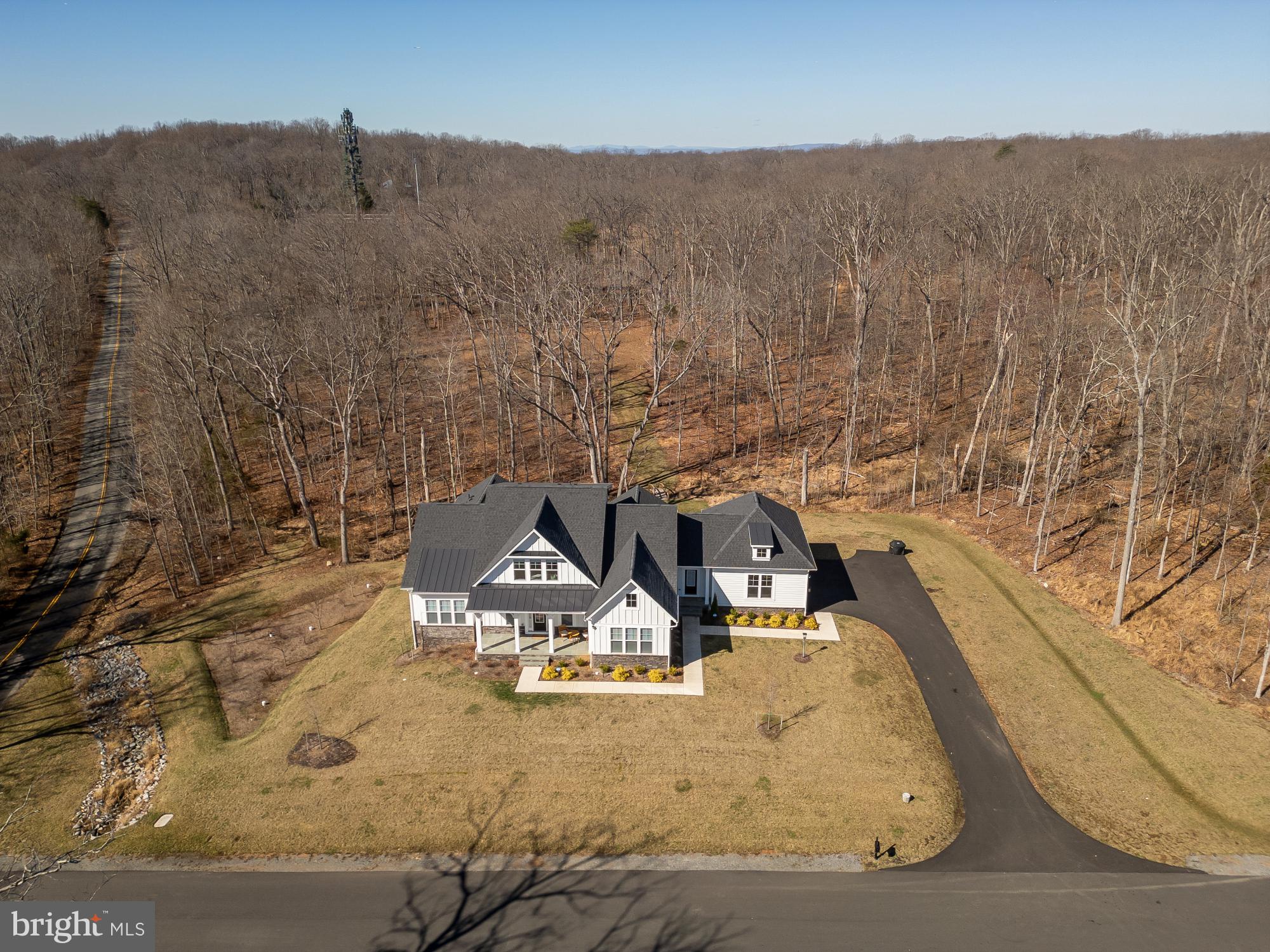 BRADDOCK WOODS - Residential