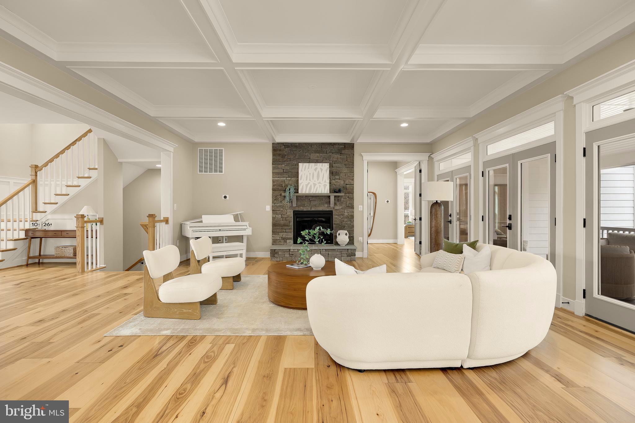 BRADDOCK WOODS - Residential