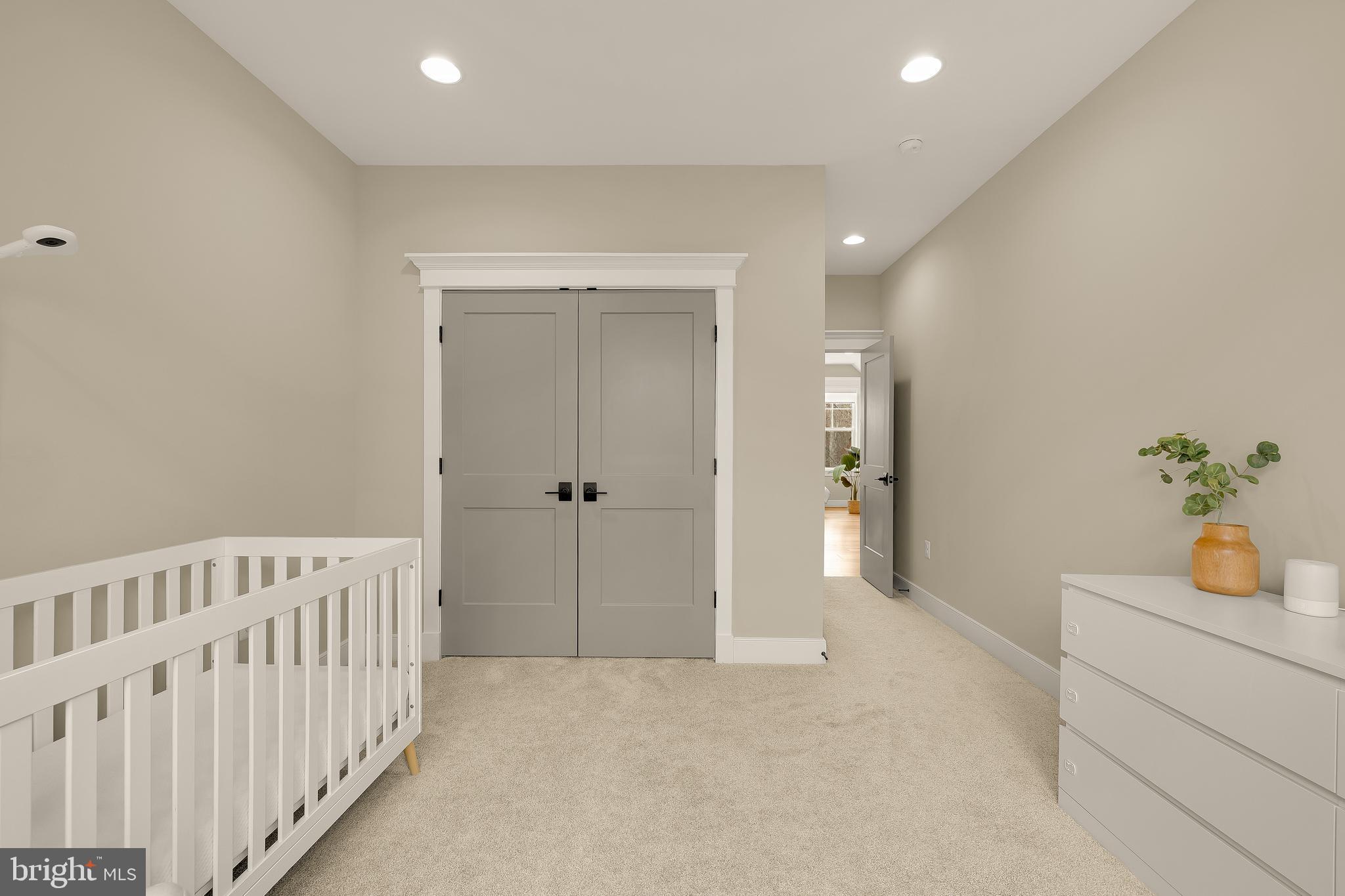 BRADDOCK WOODS - Residential