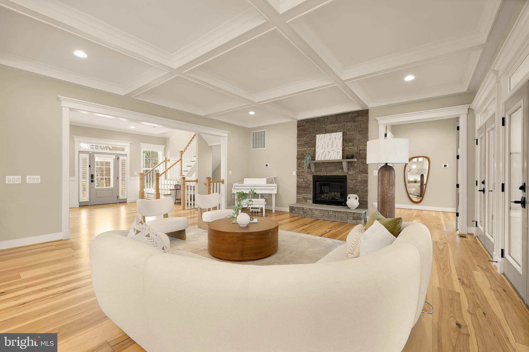 BRADDOCK WOODS - Residential