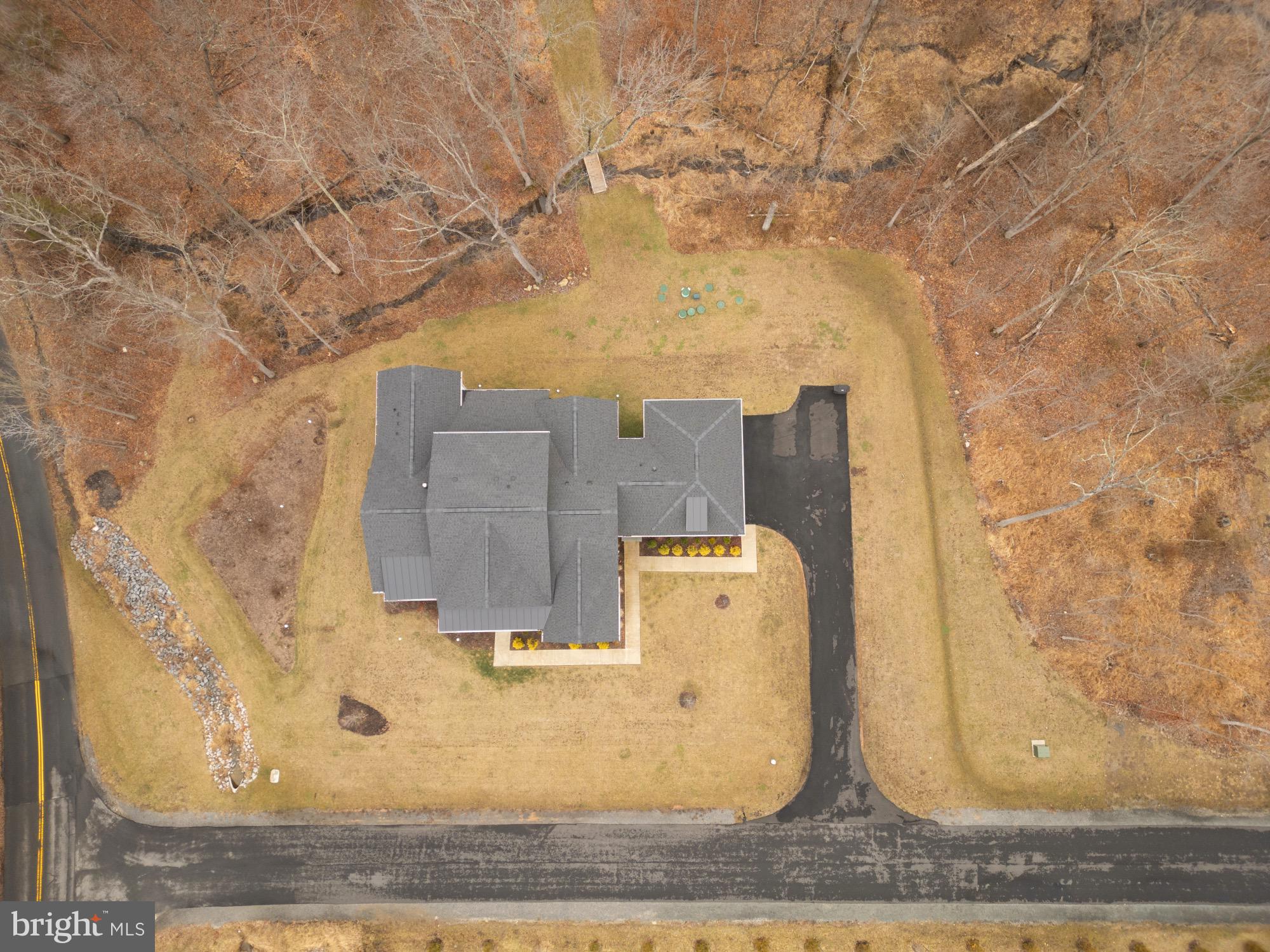 BRADDOCK WOODS - Residential