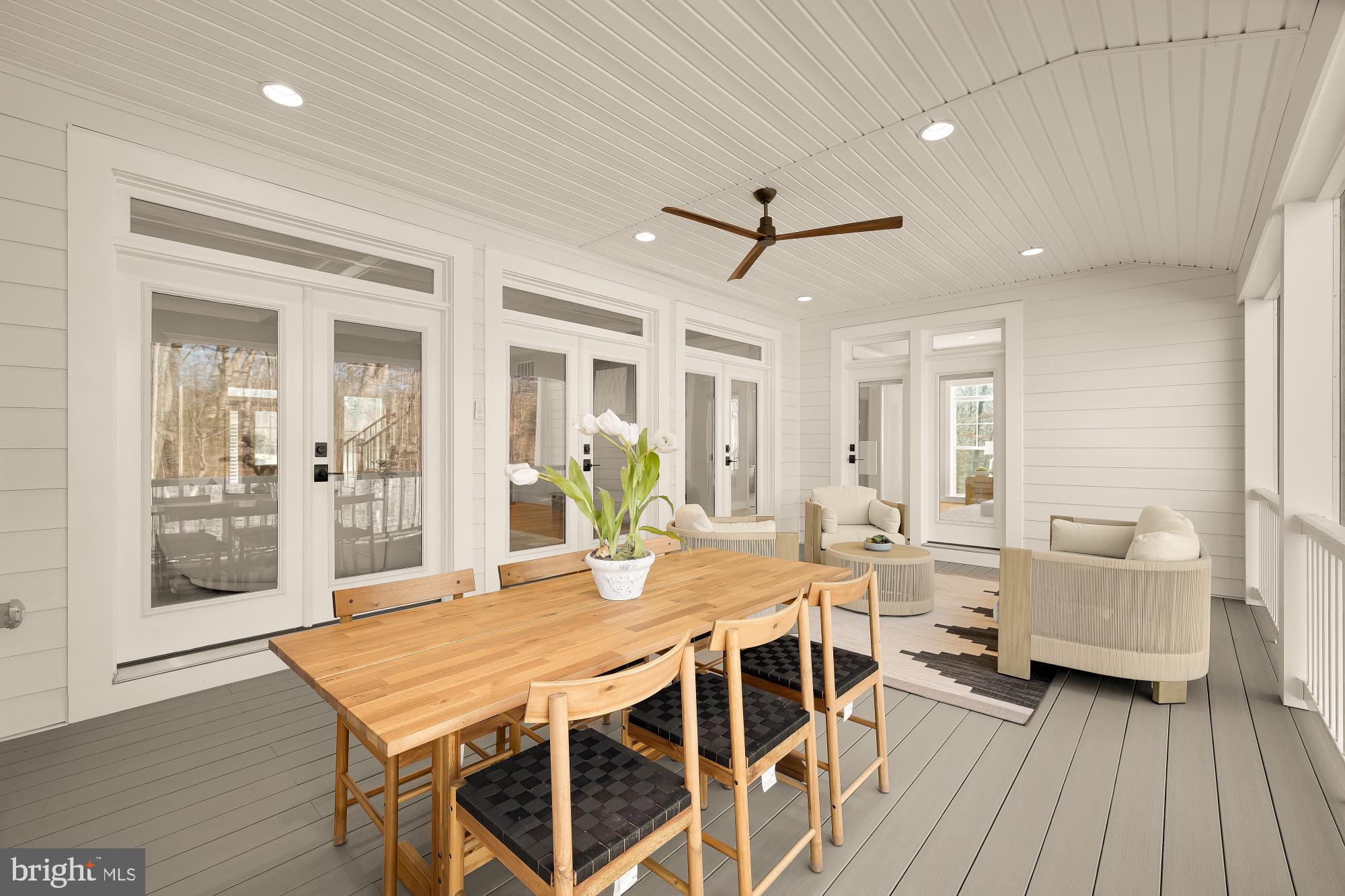 BRADDOCK WOODS - Residential