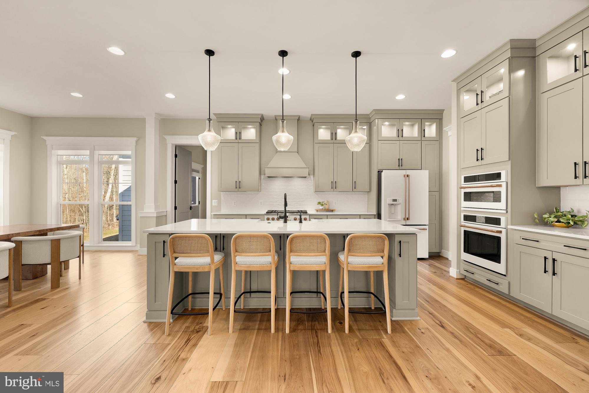 BRADDOCK WOODS - Residential