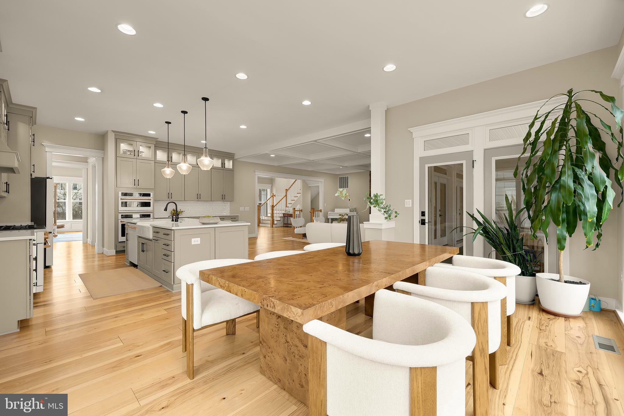 BRADDOCK WOODS - Residential