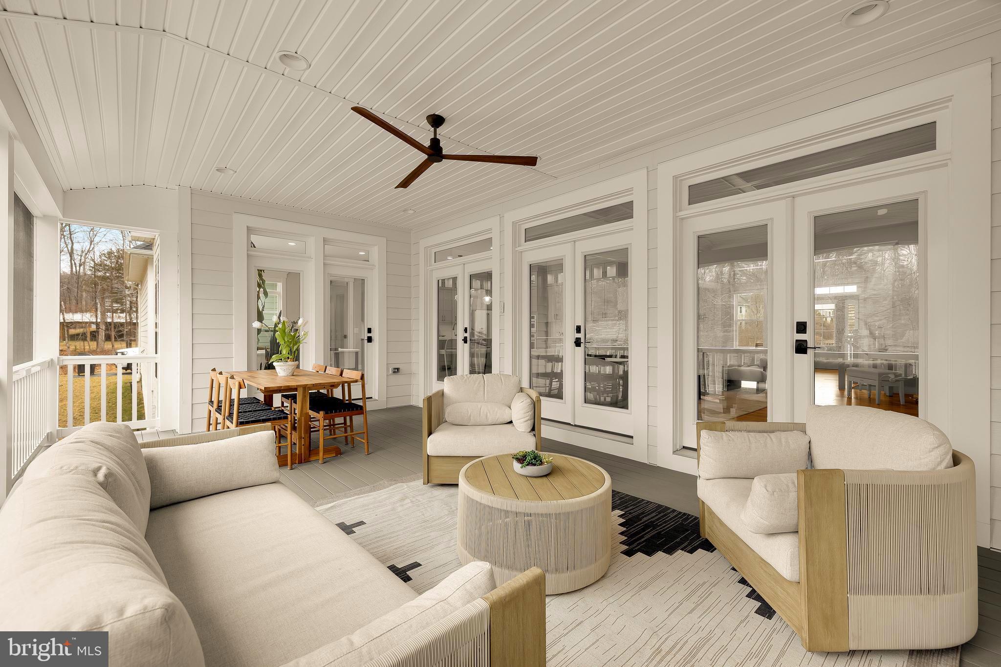 BRADDOCK WOODS - Residential