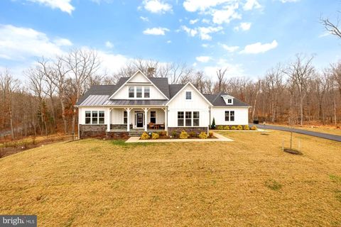 12650 POPES HEAD ROAD CLIFTON VA 20124