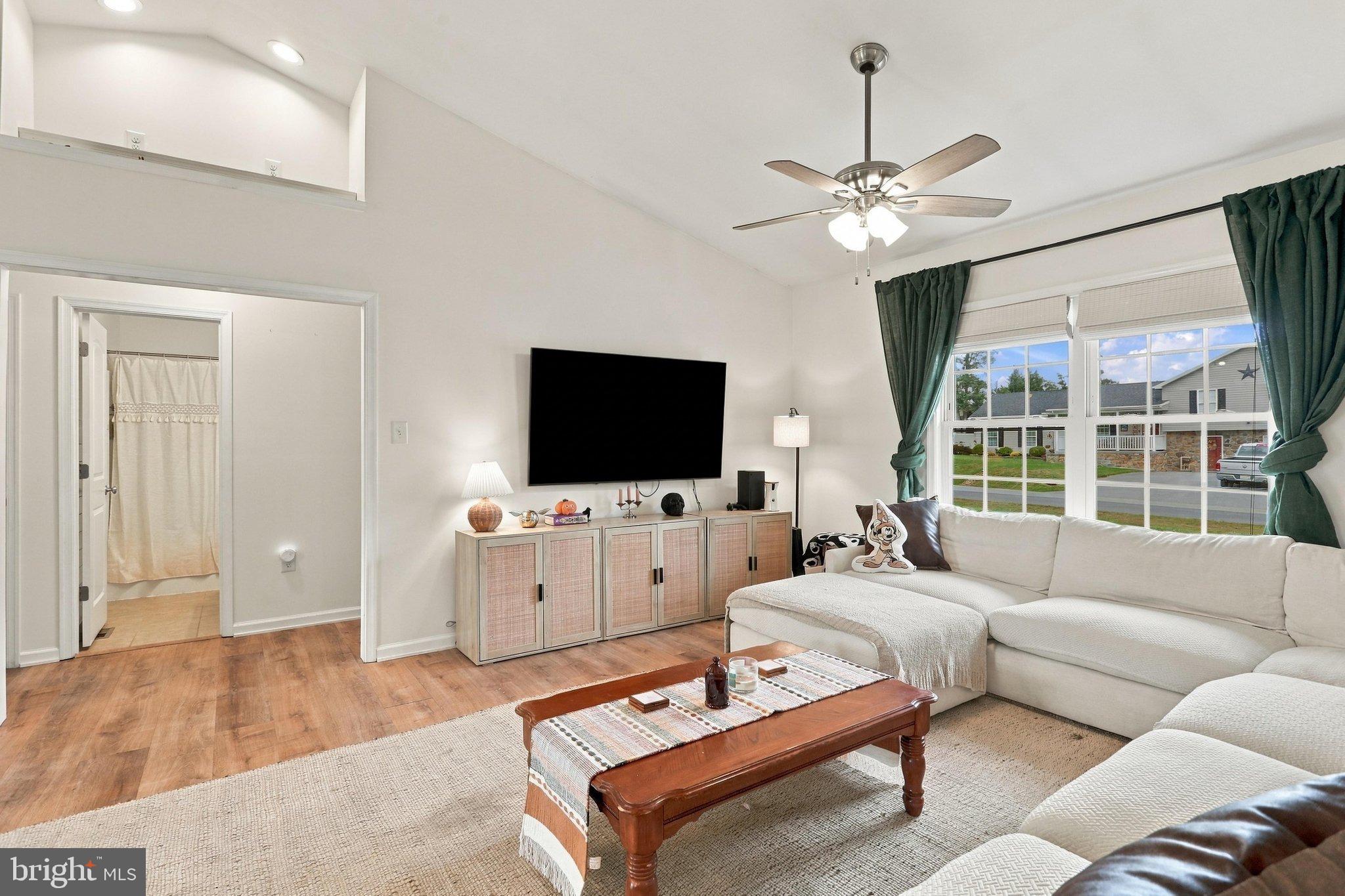 238 BASIN DRIVE