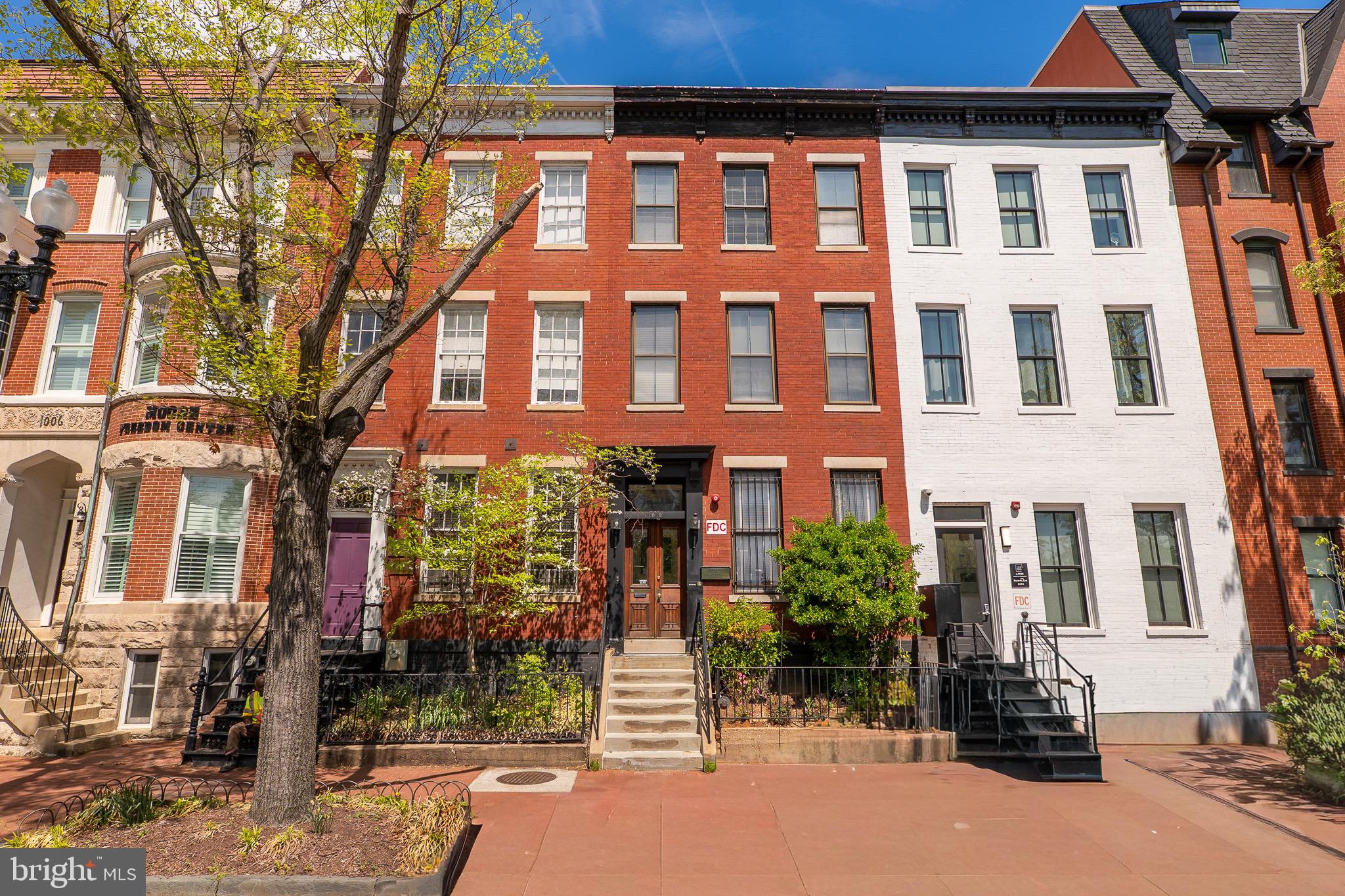 1010 PENNSYLVANIA AVENUE SE