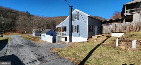Homes For Sale - 1 Vine Street<br/> Schuylkill County, PORT CLINTON, PA 19549