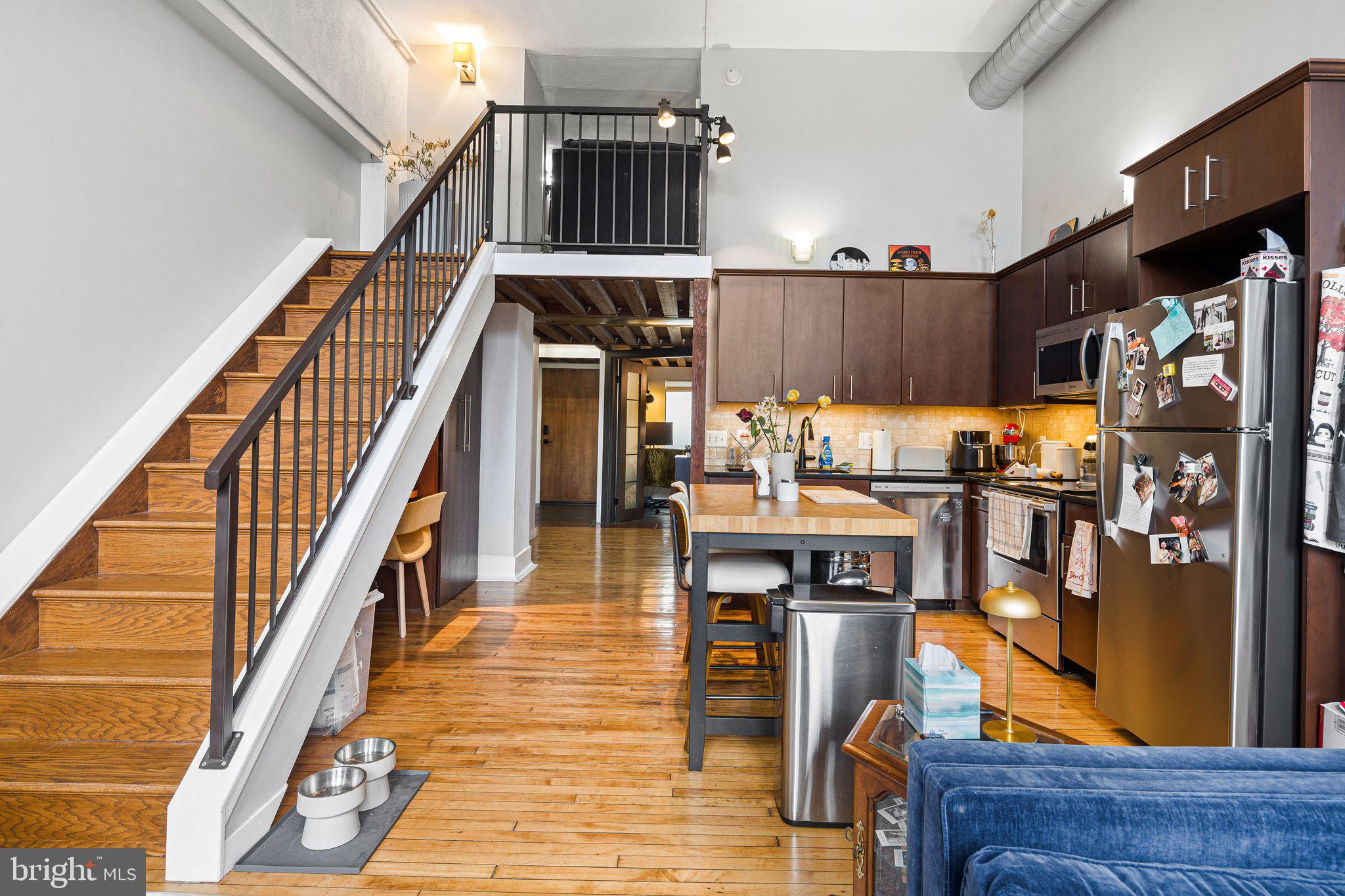 1201 FITZWATER STREET 15 310