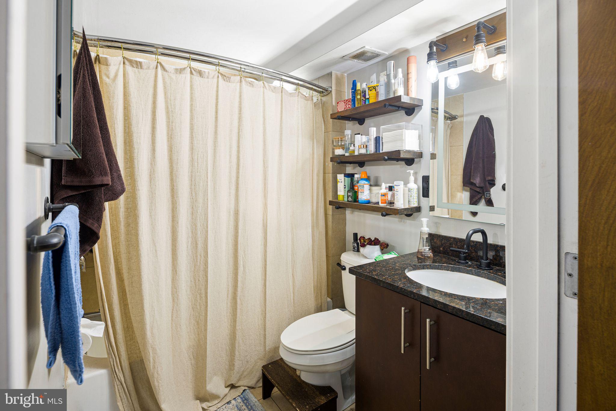 BELLA VISTA - Residential