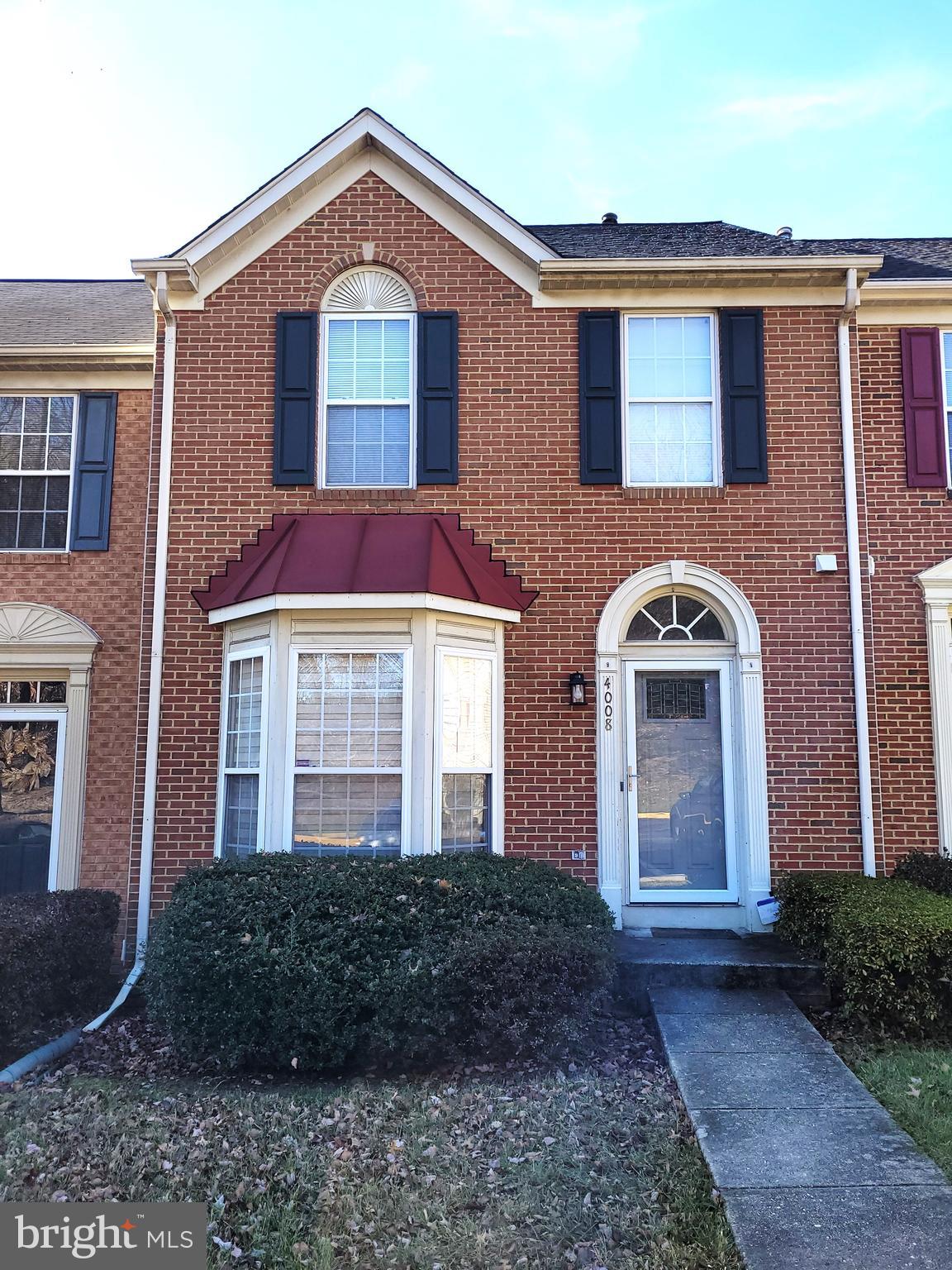 LANDOVER MEWS-PLAT FIVE> - Residential Lease