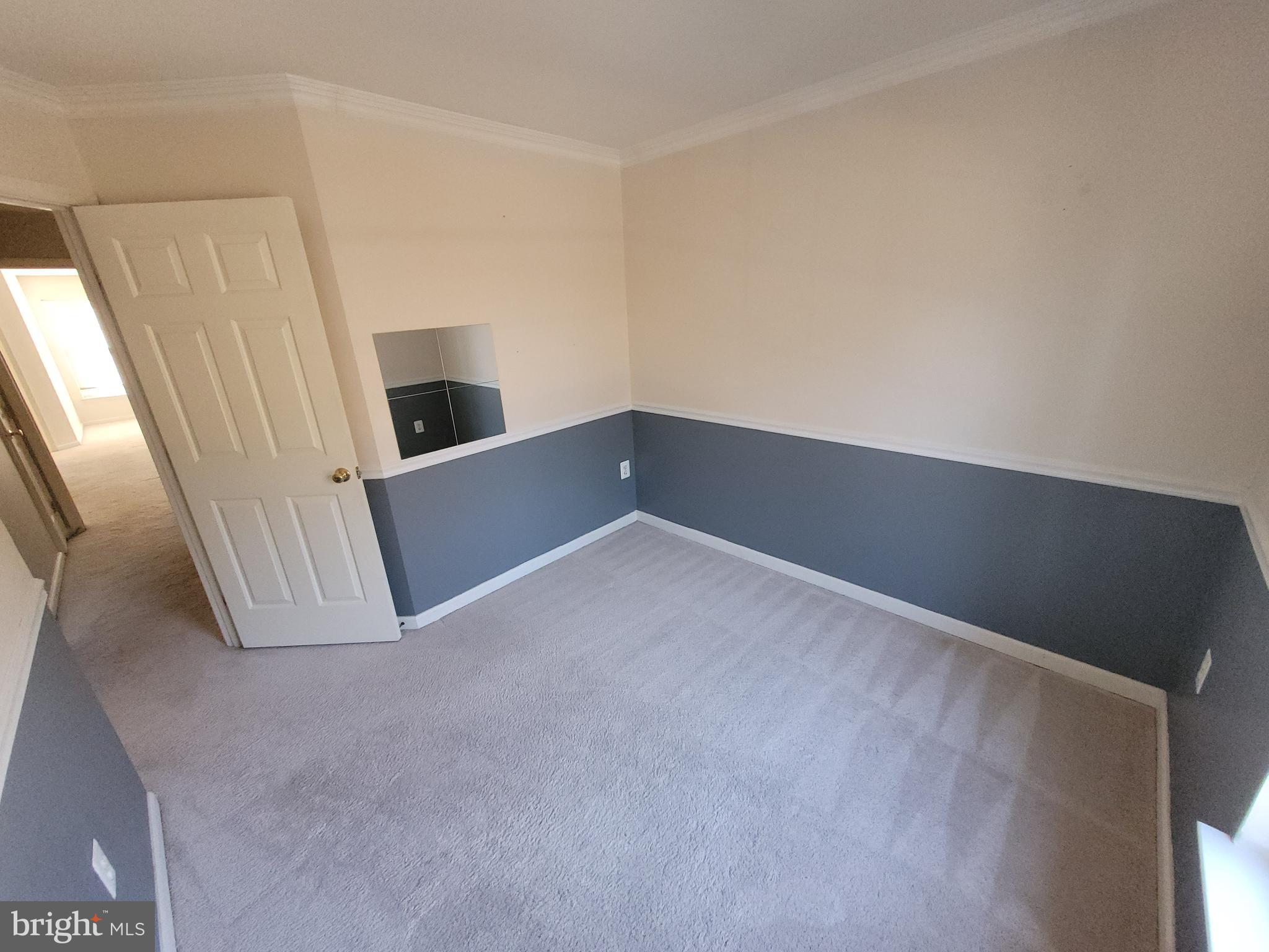 LANDOVER MEWS-PLAT FIVE> - Residential Lease