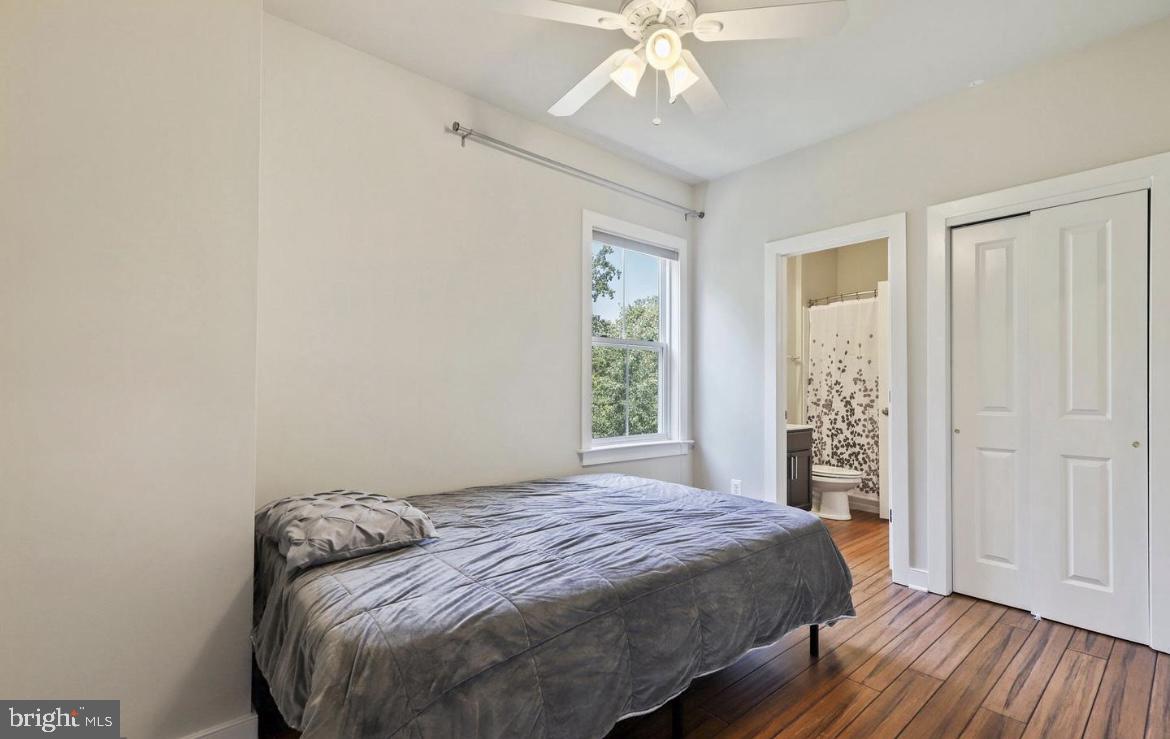 VILLAGE AT WOODSTREAM - Residential Lease