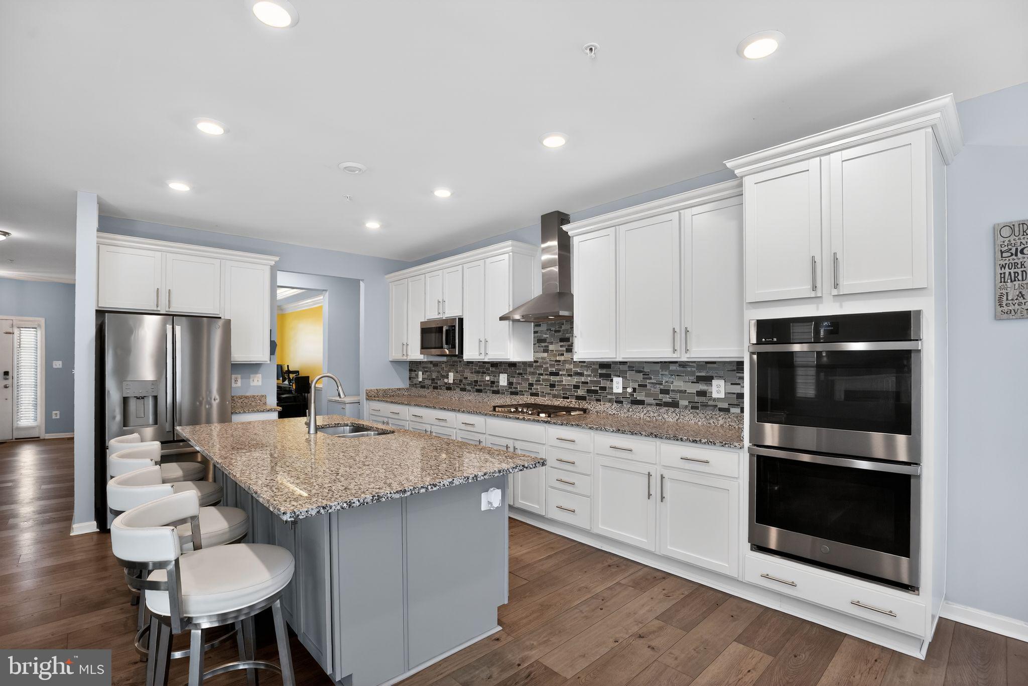 SIGNATURE CLUB - Residential