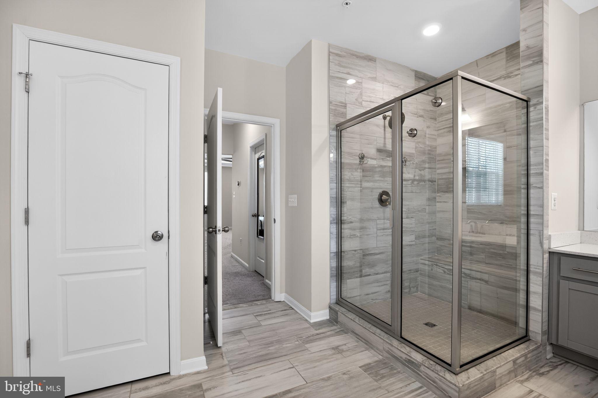 SIGNATURE CLUB - Residential