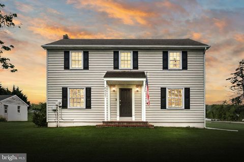 6927 YORK ROAD ABBOTTSTOWN PA 17301