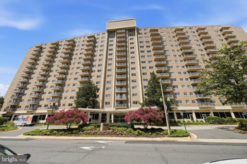 Photo of 1225 Martha Custis Drive #717, ALEXANDRIA, VA 22302 (MLS # VAAX2064670)