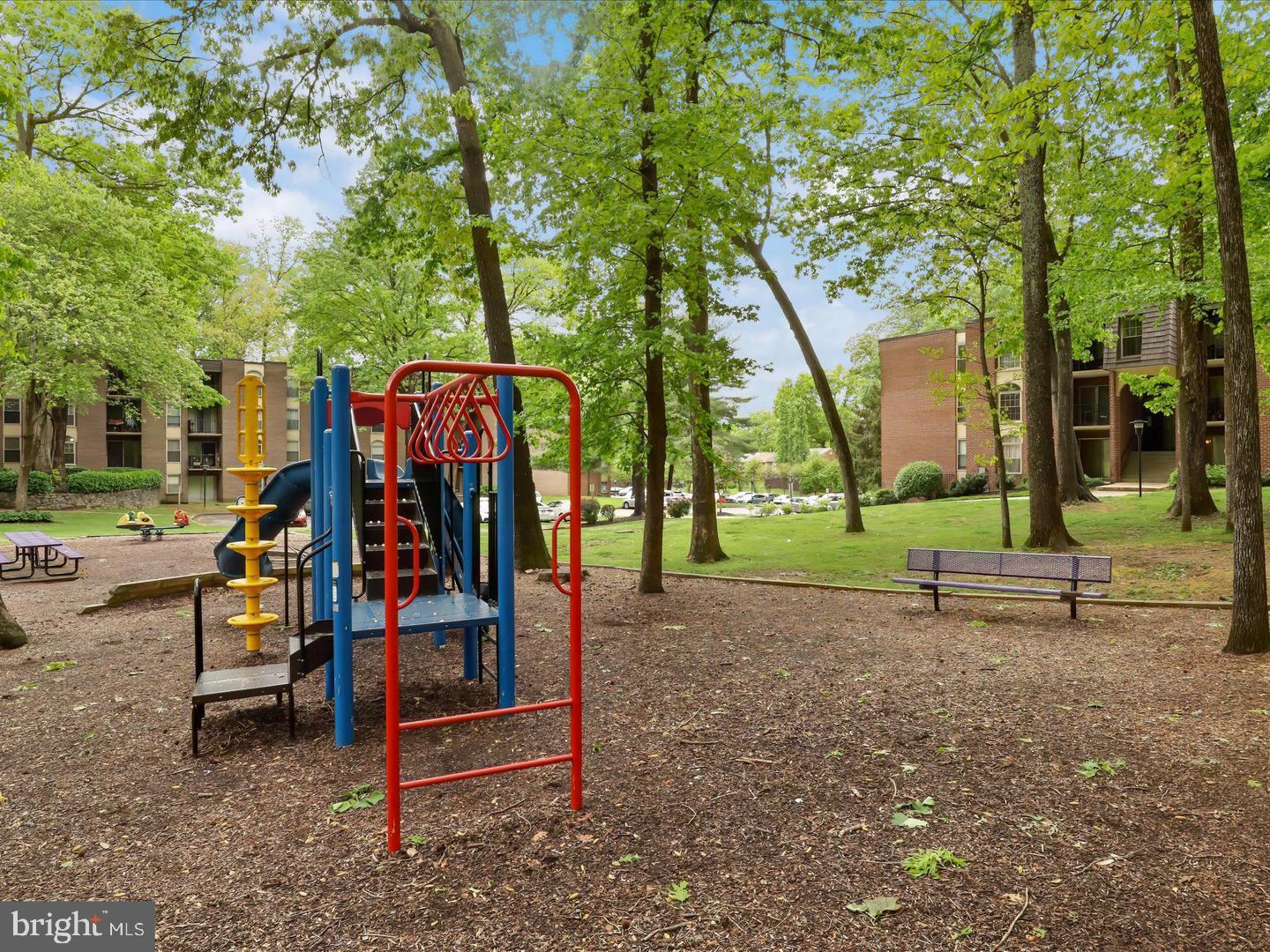 WOODBURN VILLAGE - Residential