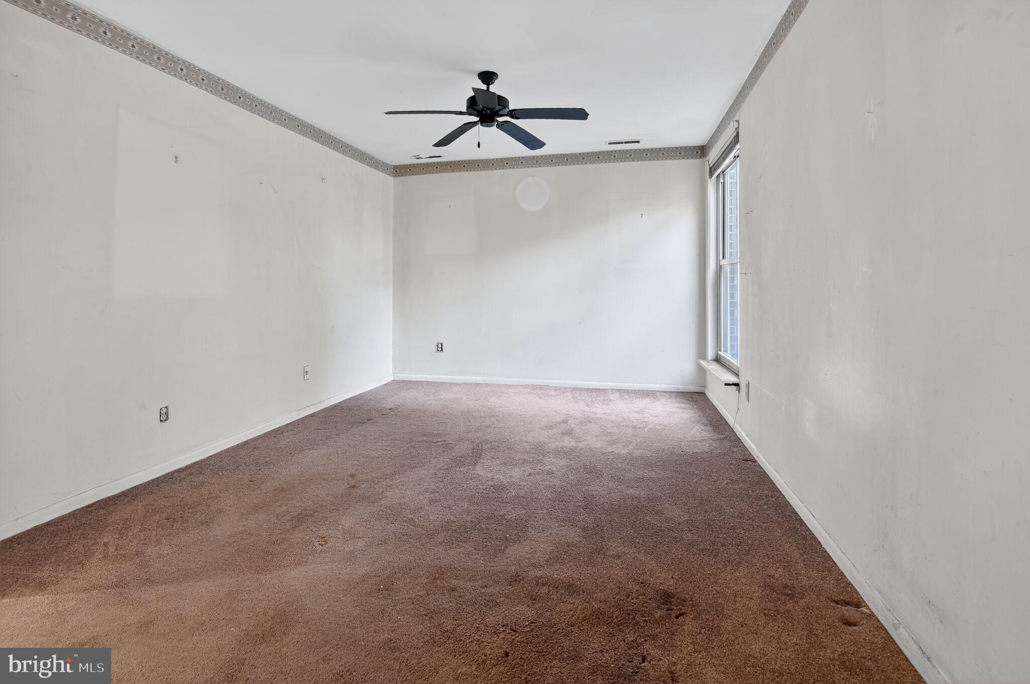 WOODBURN VILLAGE - Residential