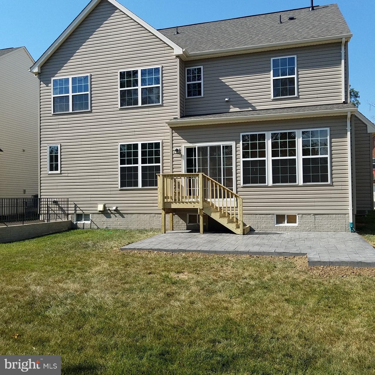 KIMMITT PROPERTY - Residential Lease