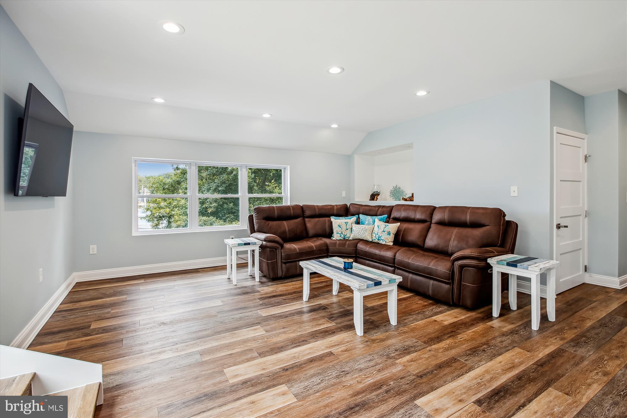 ARDEN ON THE SEVERN - Residential