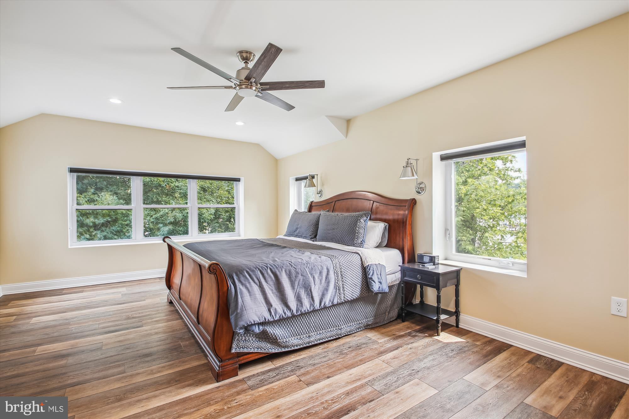 ARDEN ON THE SEVERN - Residential