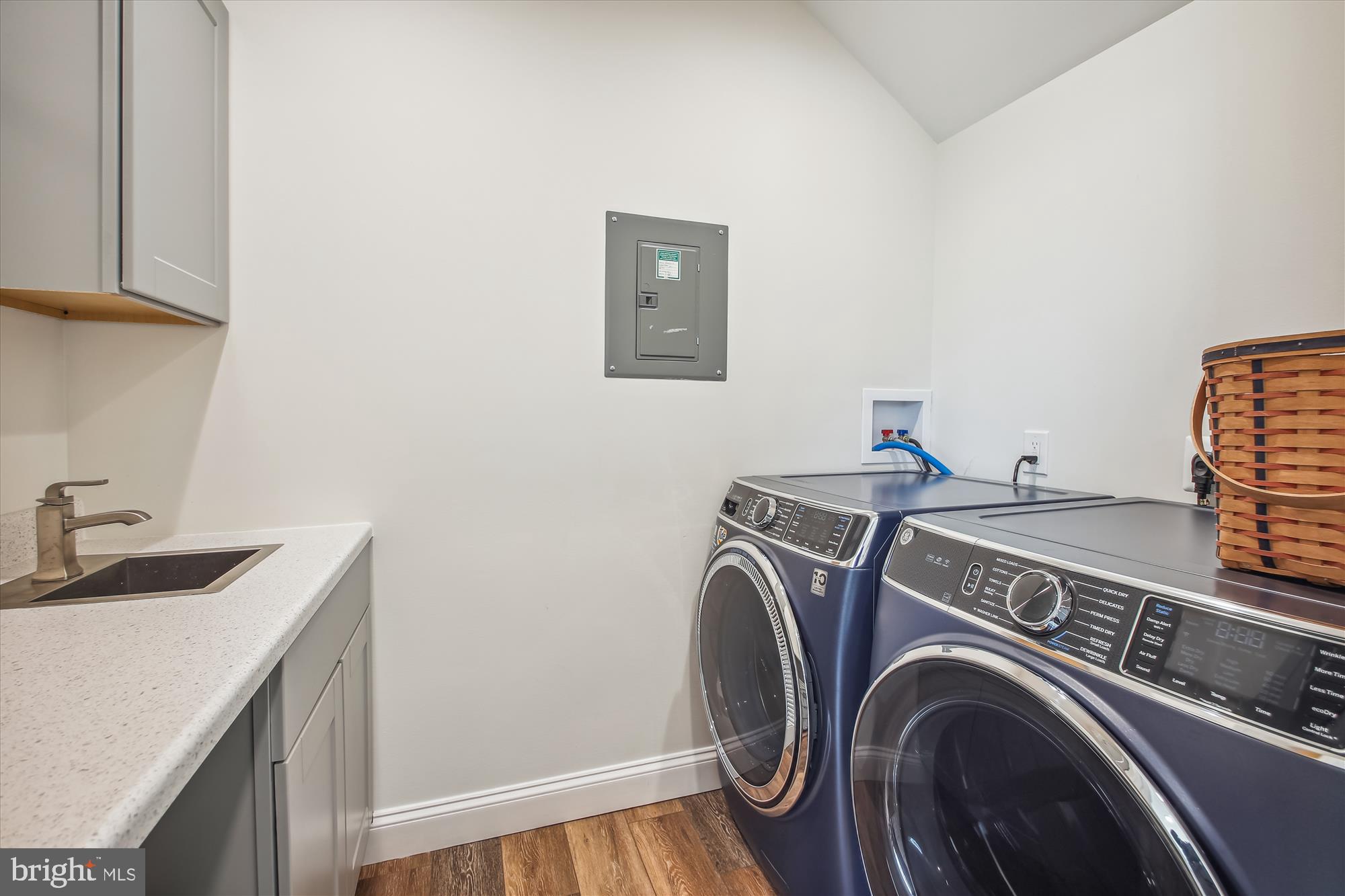 ARDEN ON THE SEVERN - Residential