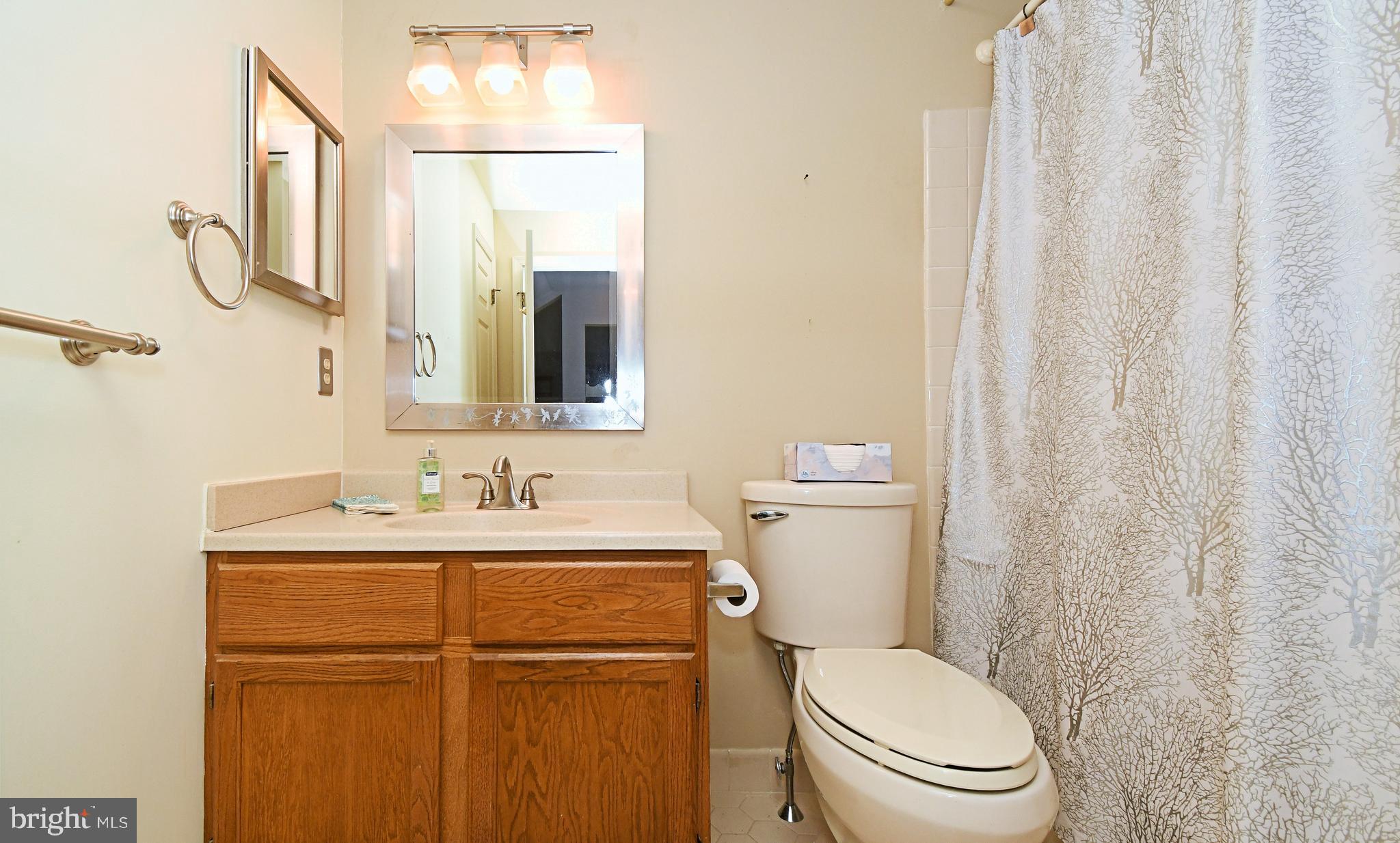 MONTGOMERY BROOKE - Residential