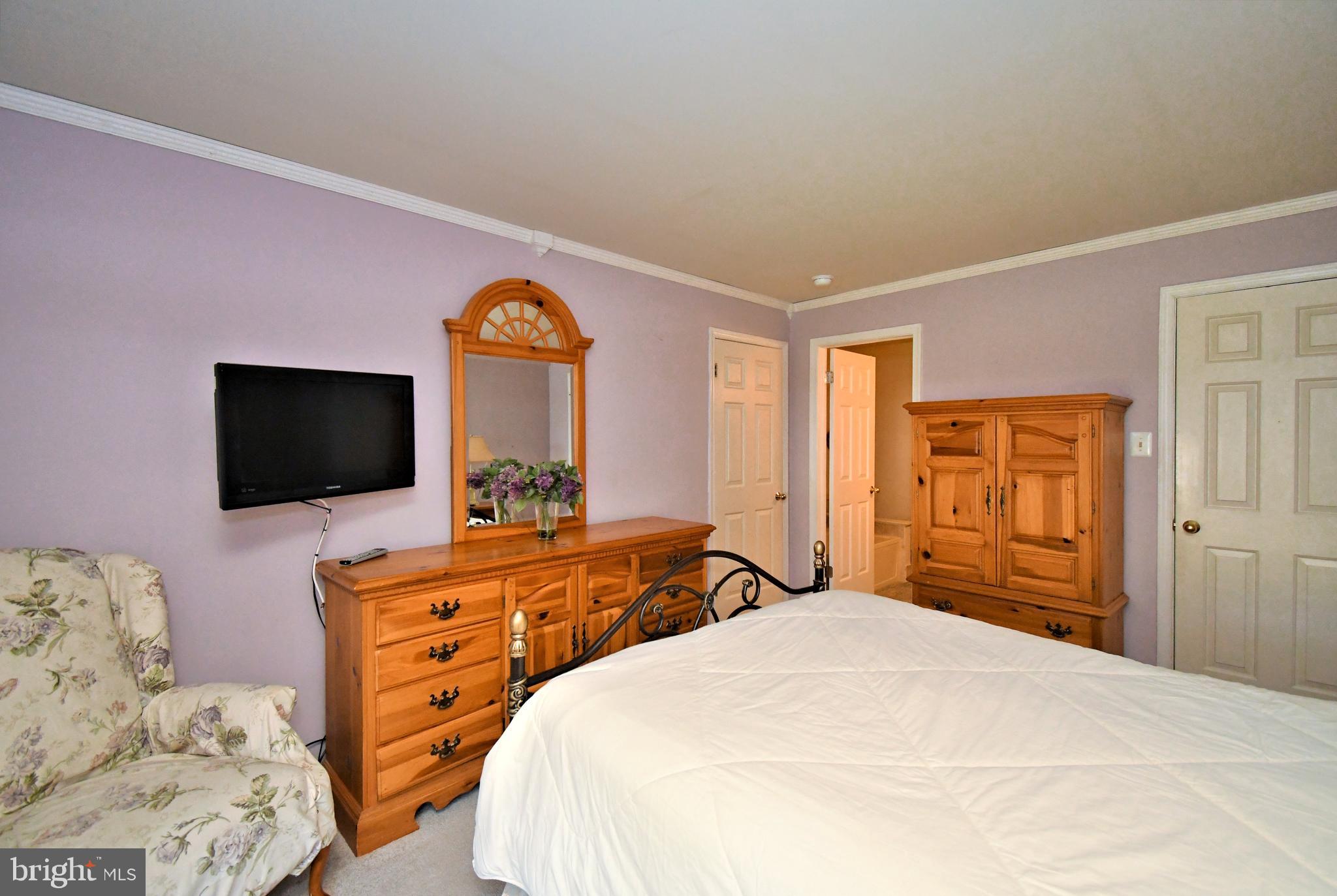 MONTGOMERY BROOKE - Residential