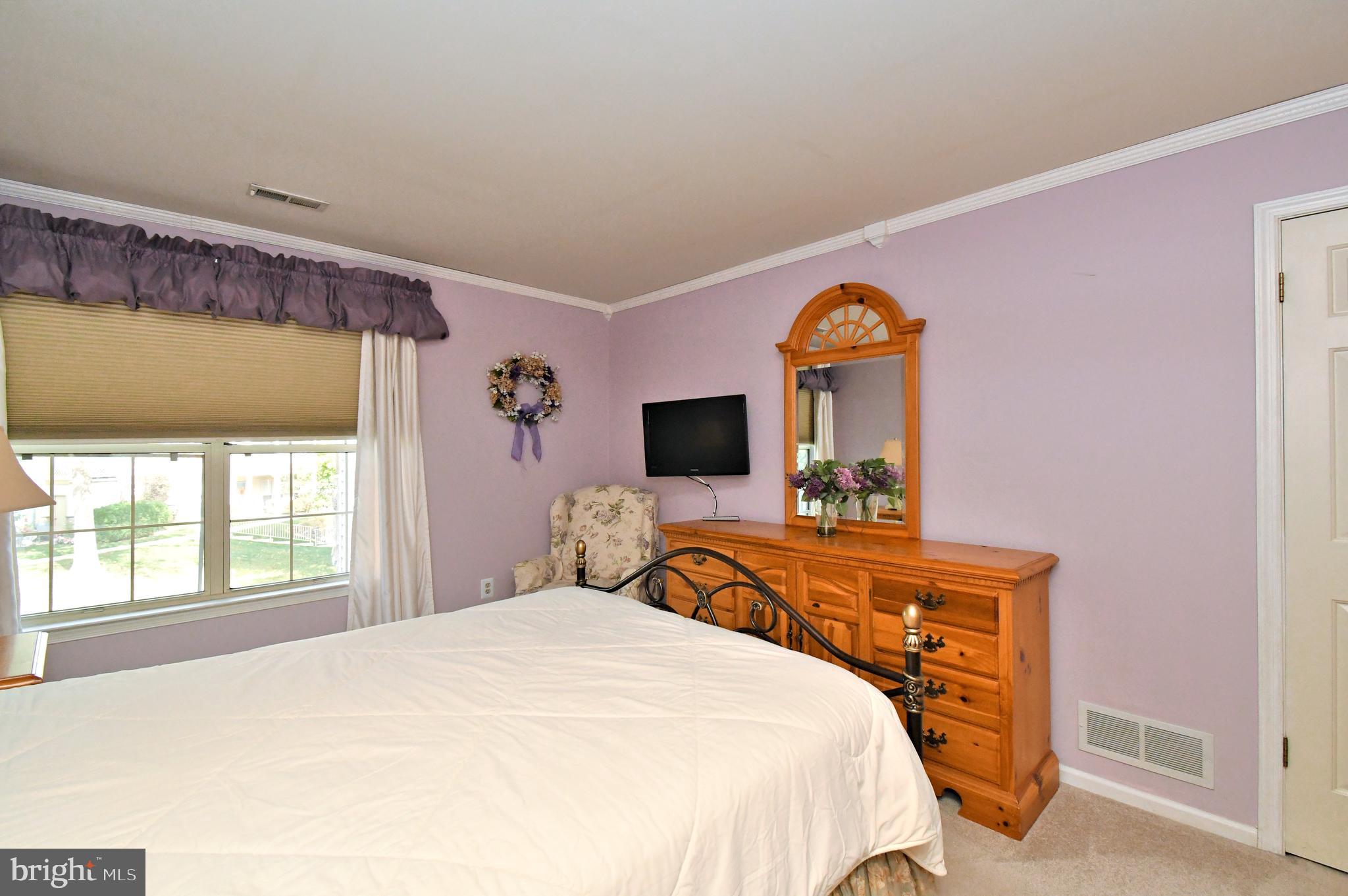 MONTGOMERY BROOKE - Residential