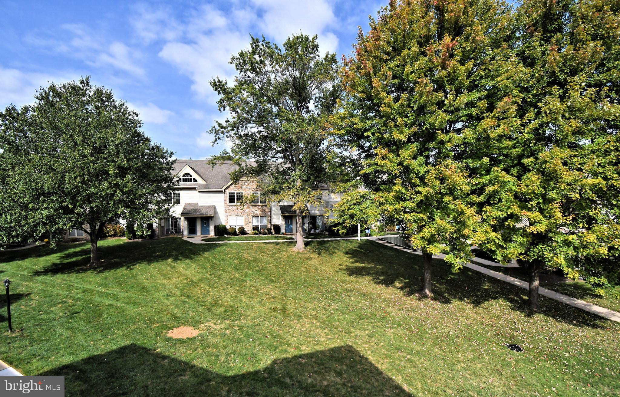 MONTGOMERY BROOKE - Residential