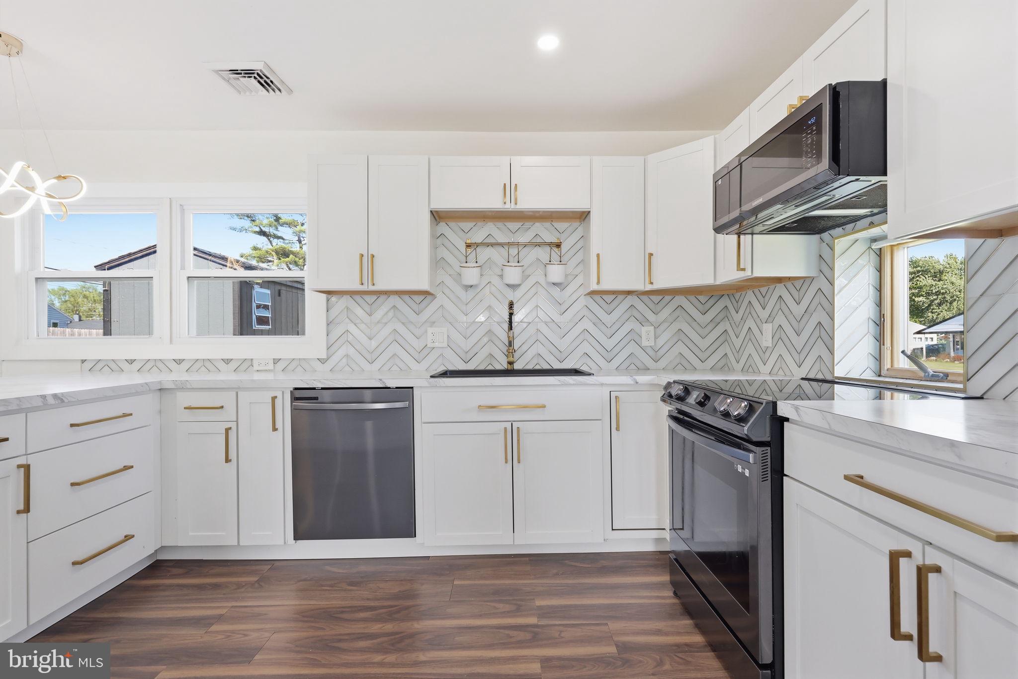 GOLDENRIDGE - Residential