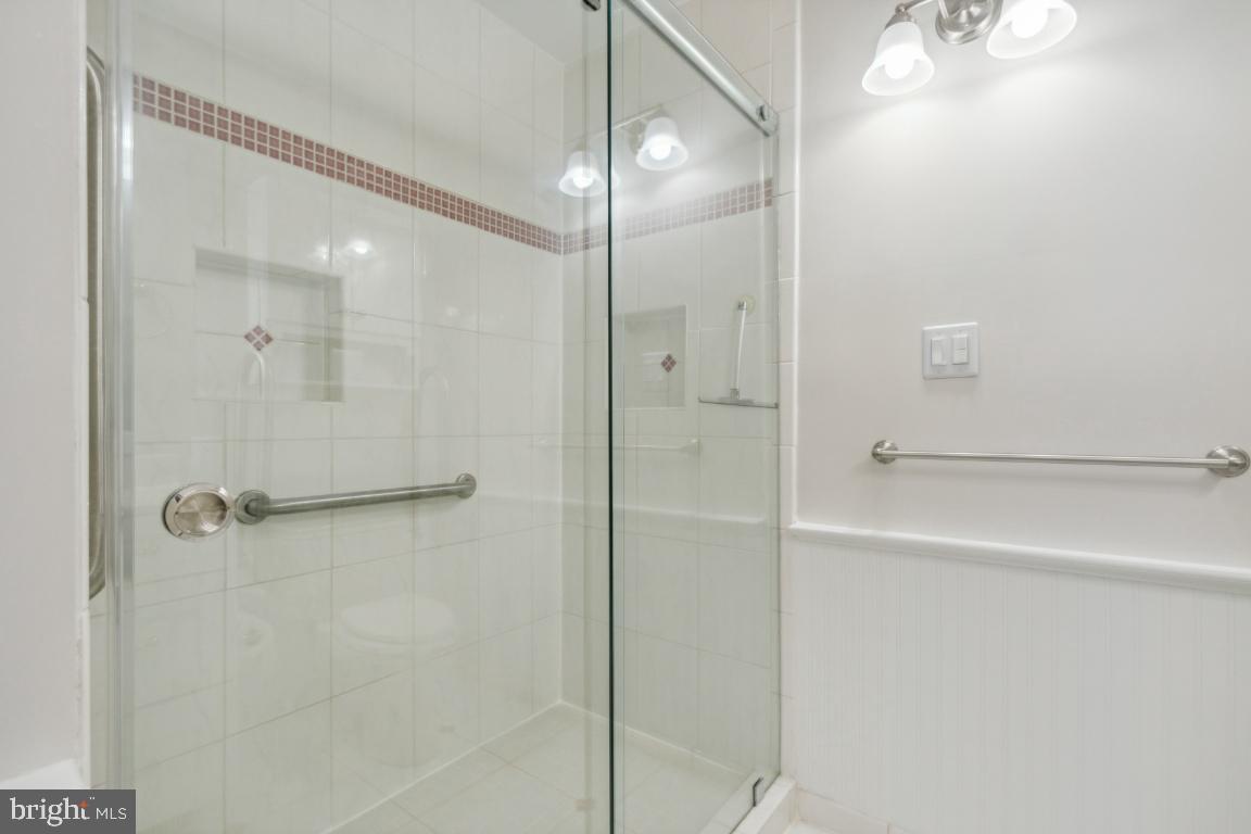 NEABSCO HILLS - Residential