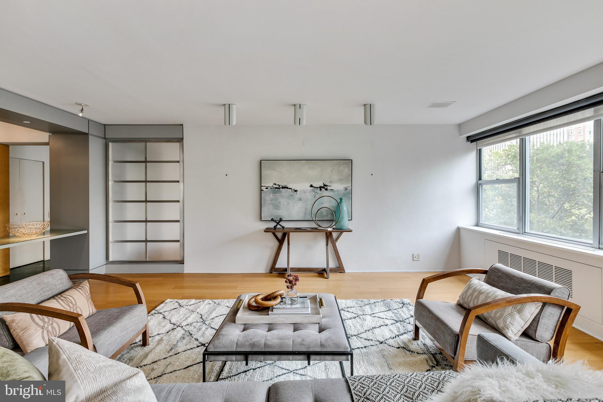 RITTENHOUSE SQUARE - Residential