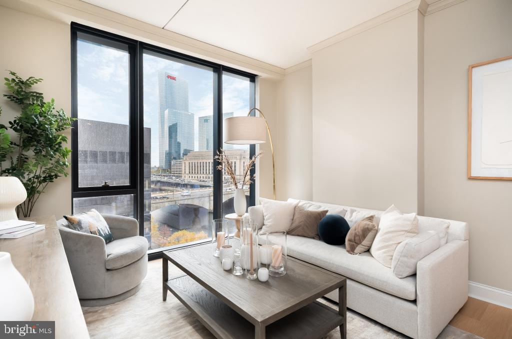 LOGAN SQUARE - Residential Lease