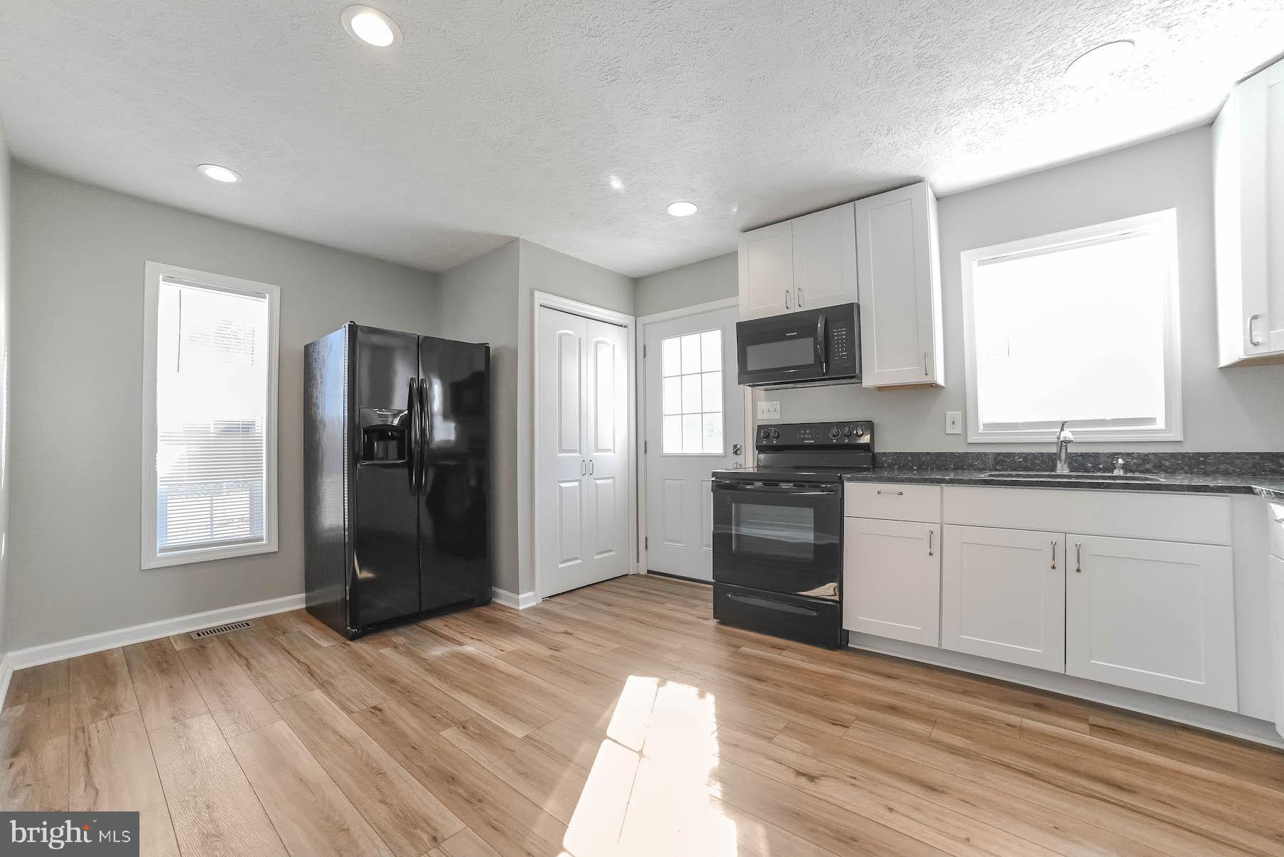 CAYWOODS - Residential