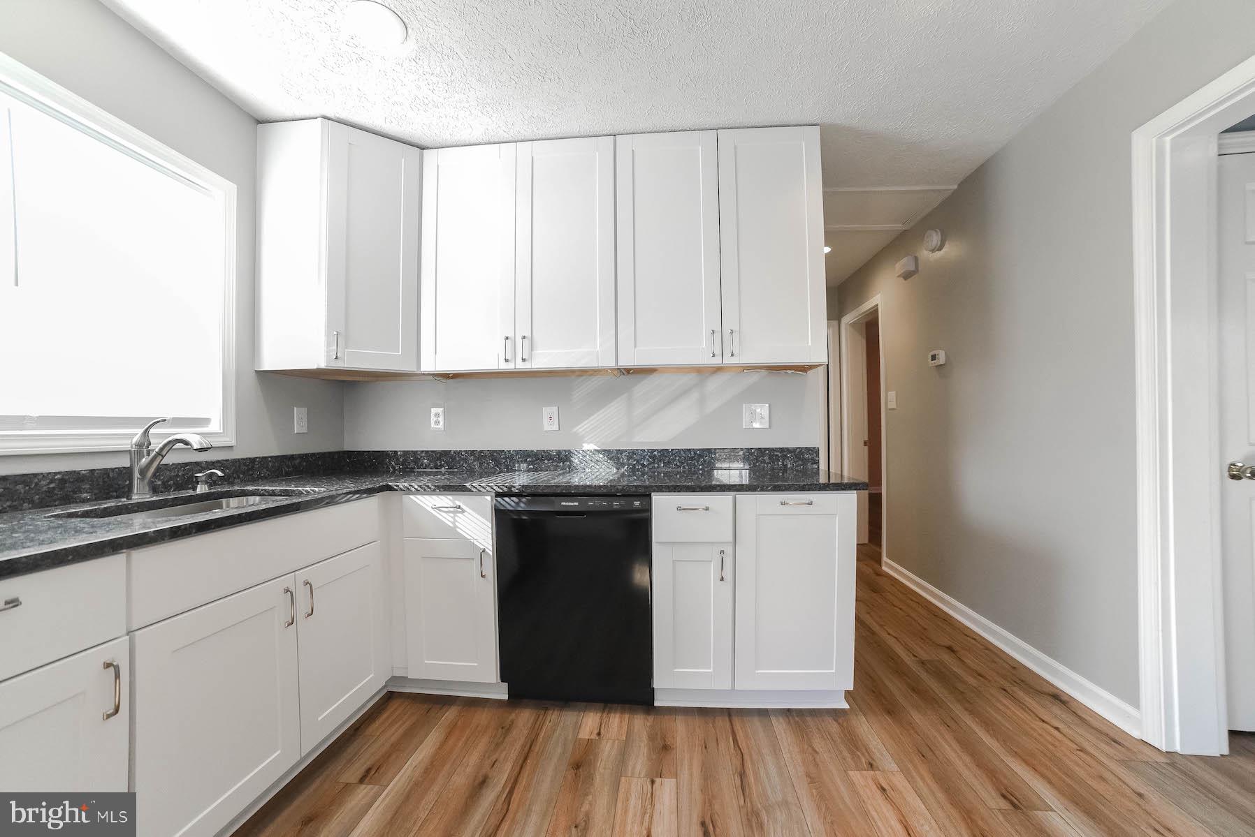 CAYWOODS - Residential