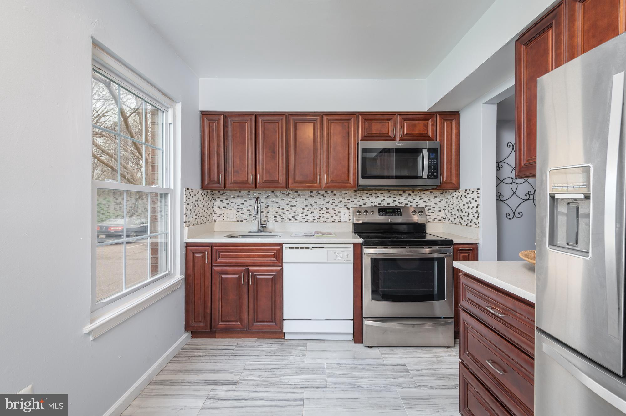 MARINE OAKS VILLAGE - Residential