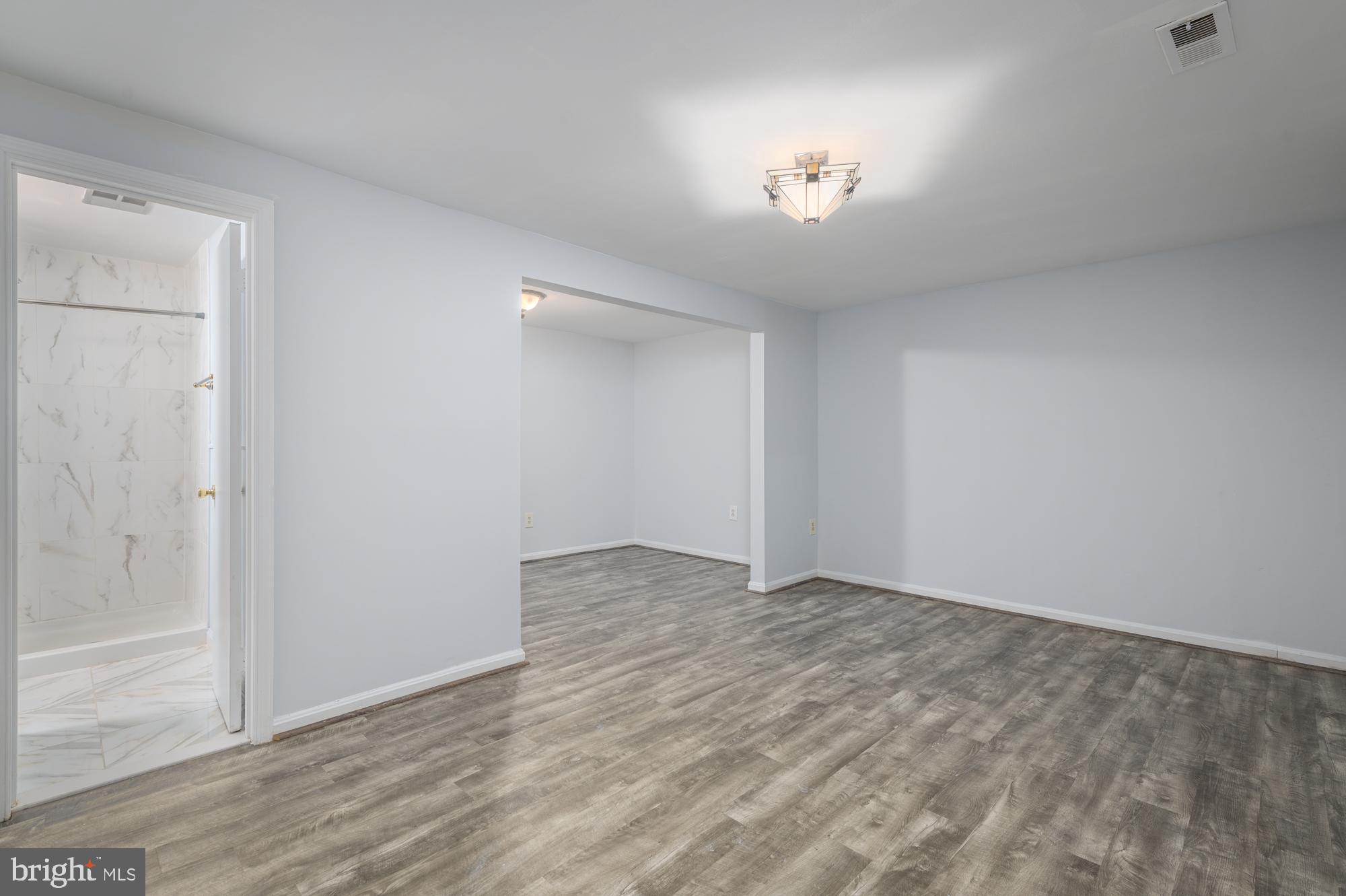 MARINE OAKS VILLAGE - Residential