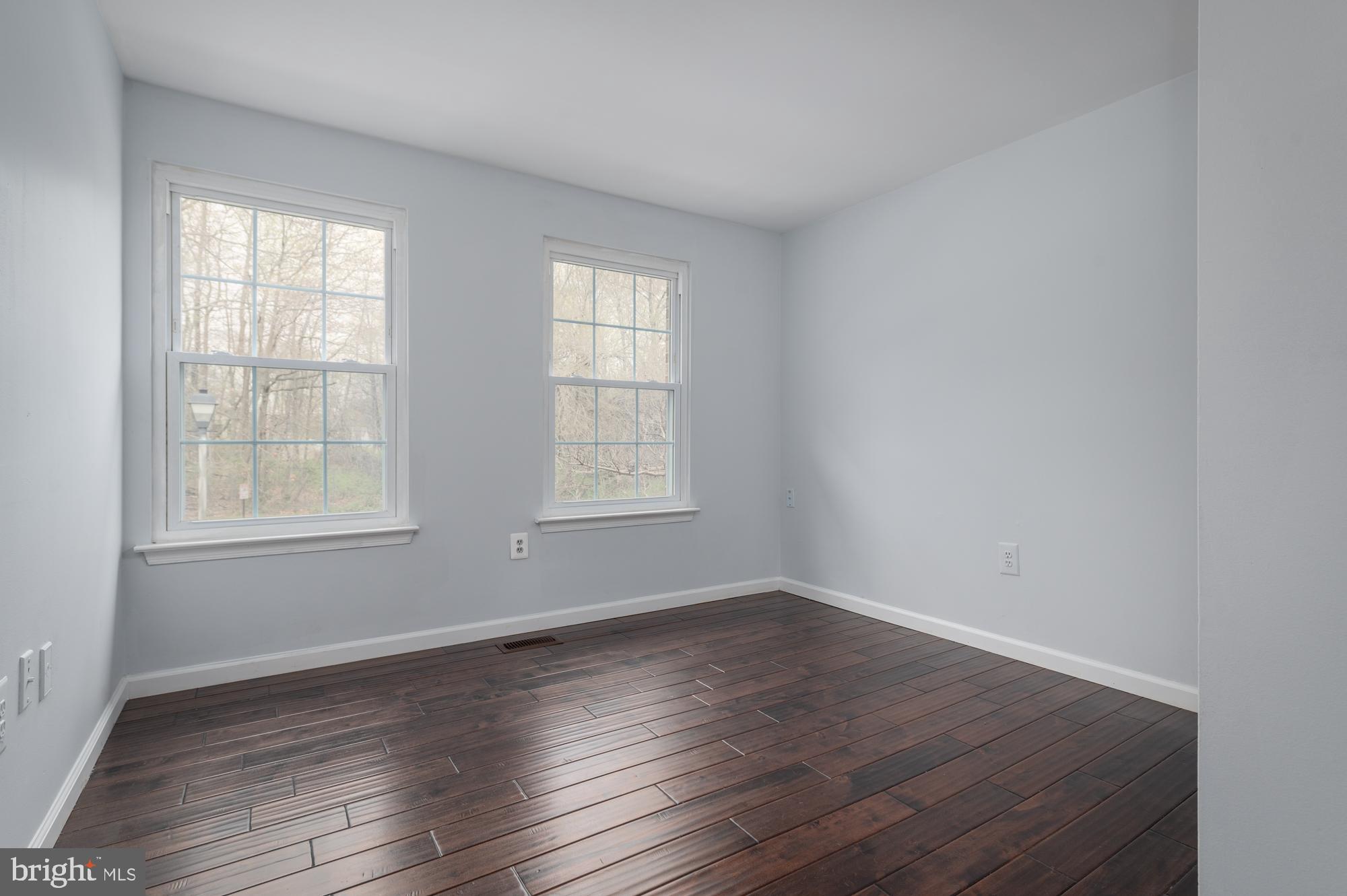 MARINE OAKS VILLAGE - Residential