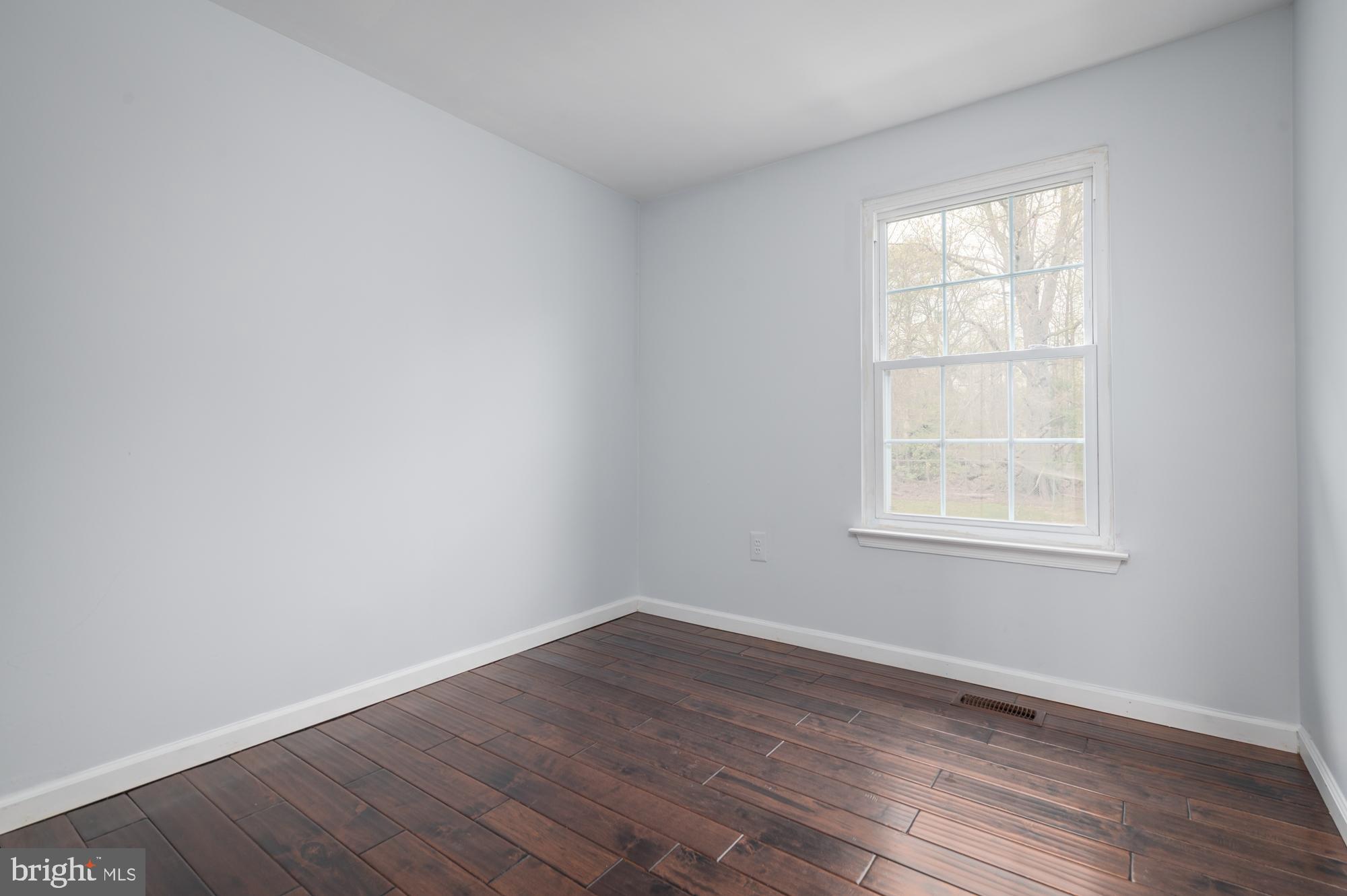 MARINE OAKS VILLAGE - Residential