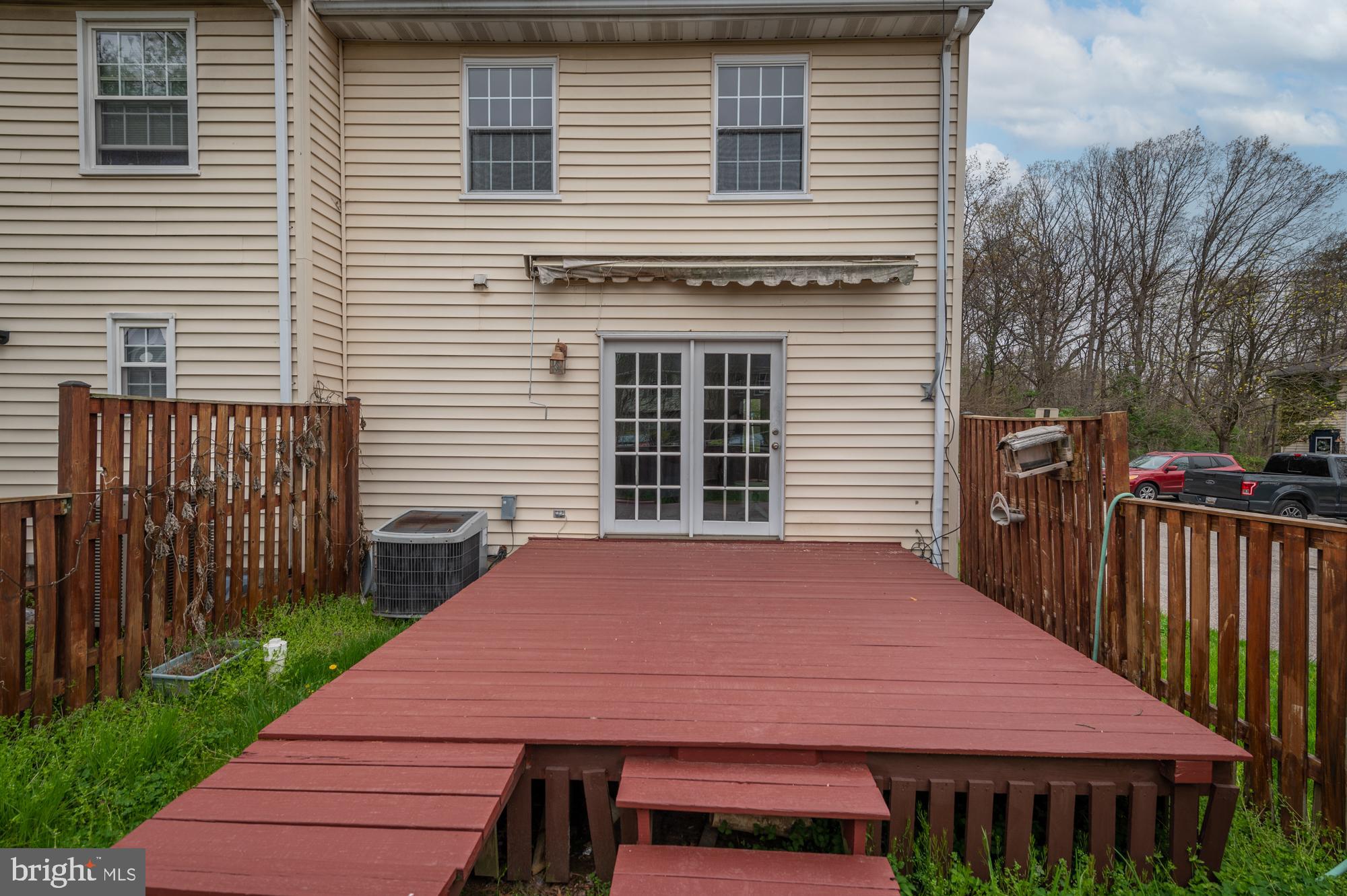 MARINE OAKS VILLAGE - Residential