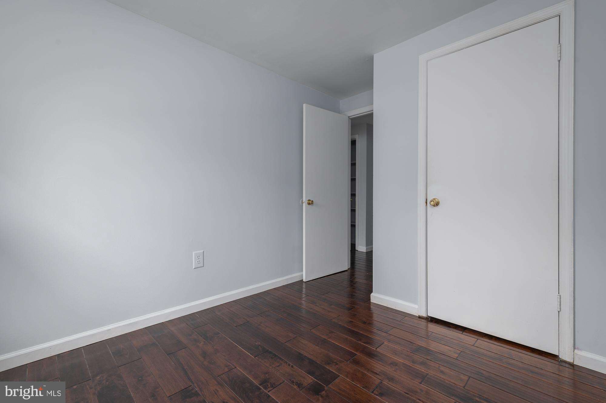 MARINE OAKS VILLAGE - Residential