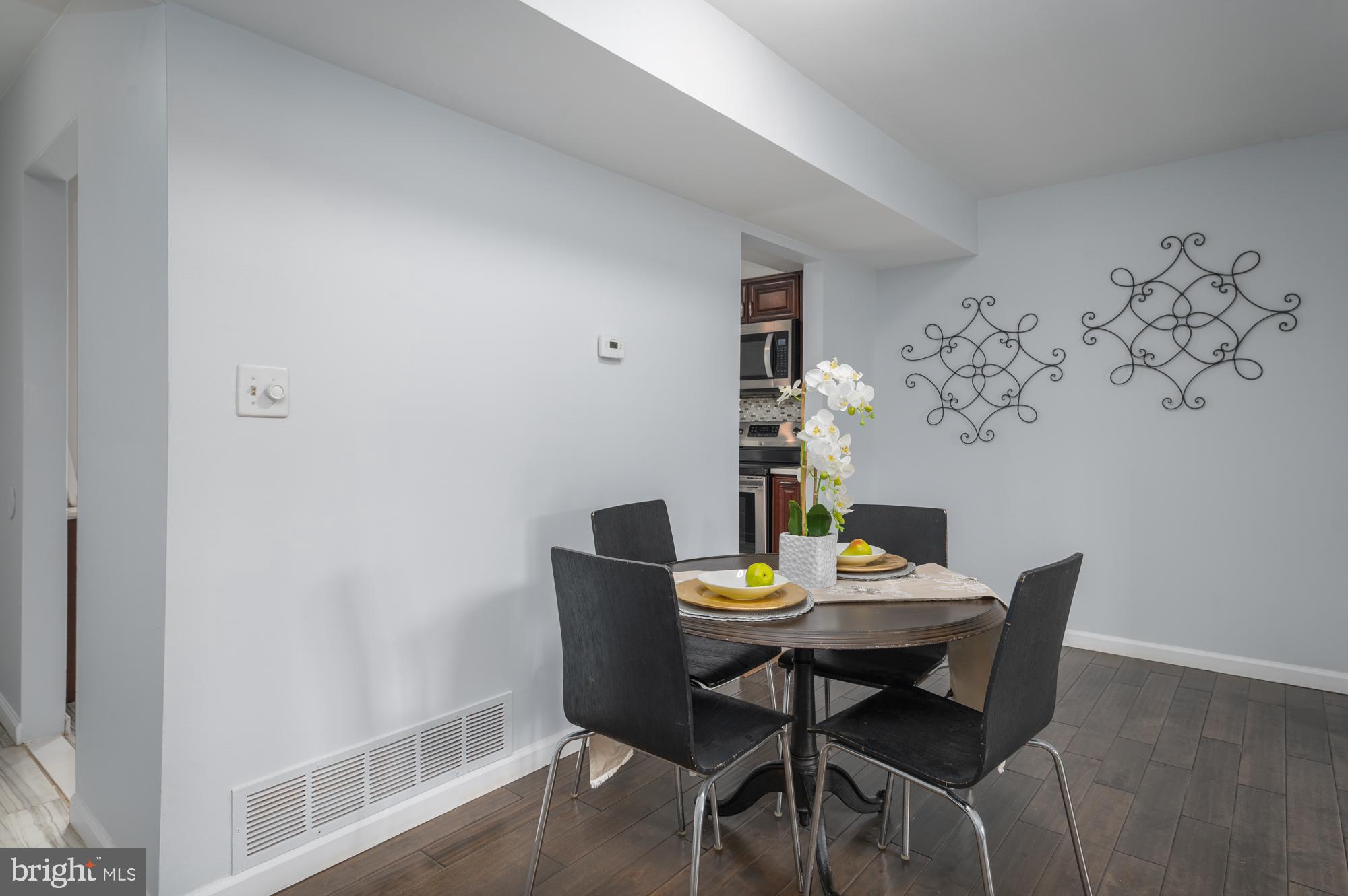 MARINE OAKS VILLAGE - Residential