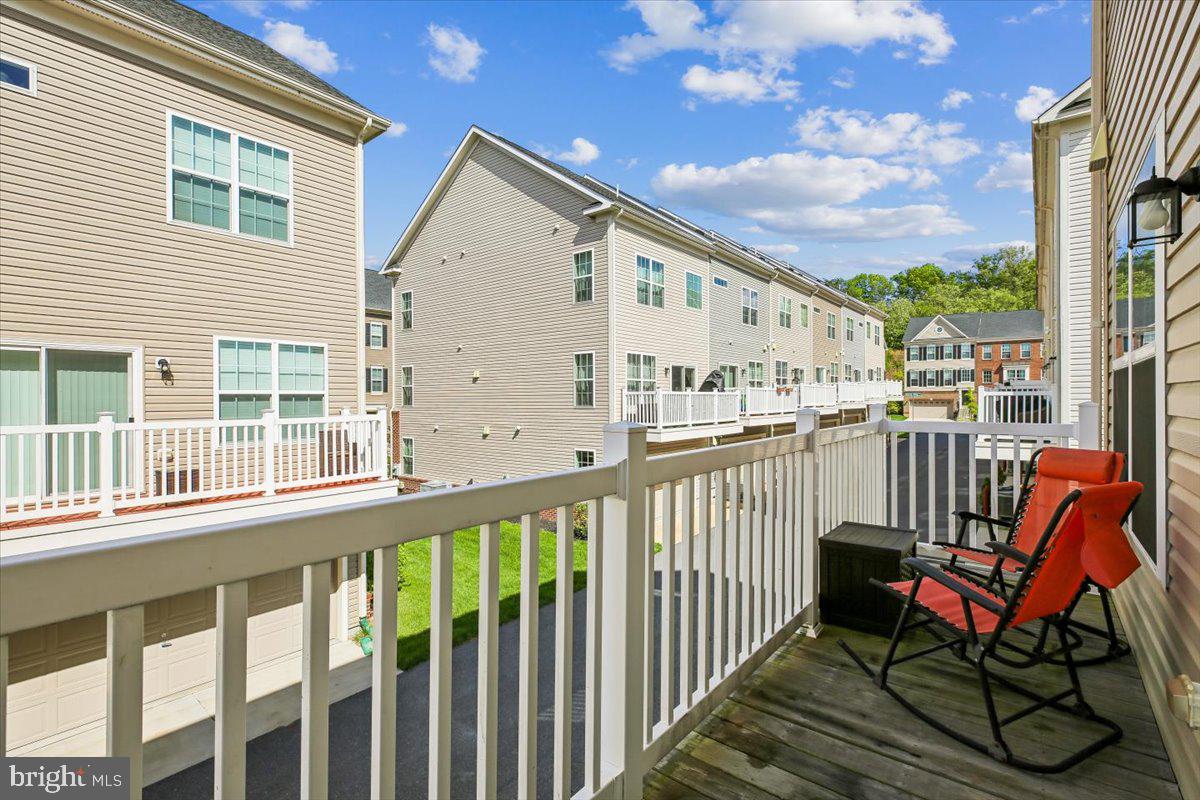 BRICK YARD STATION - Residential