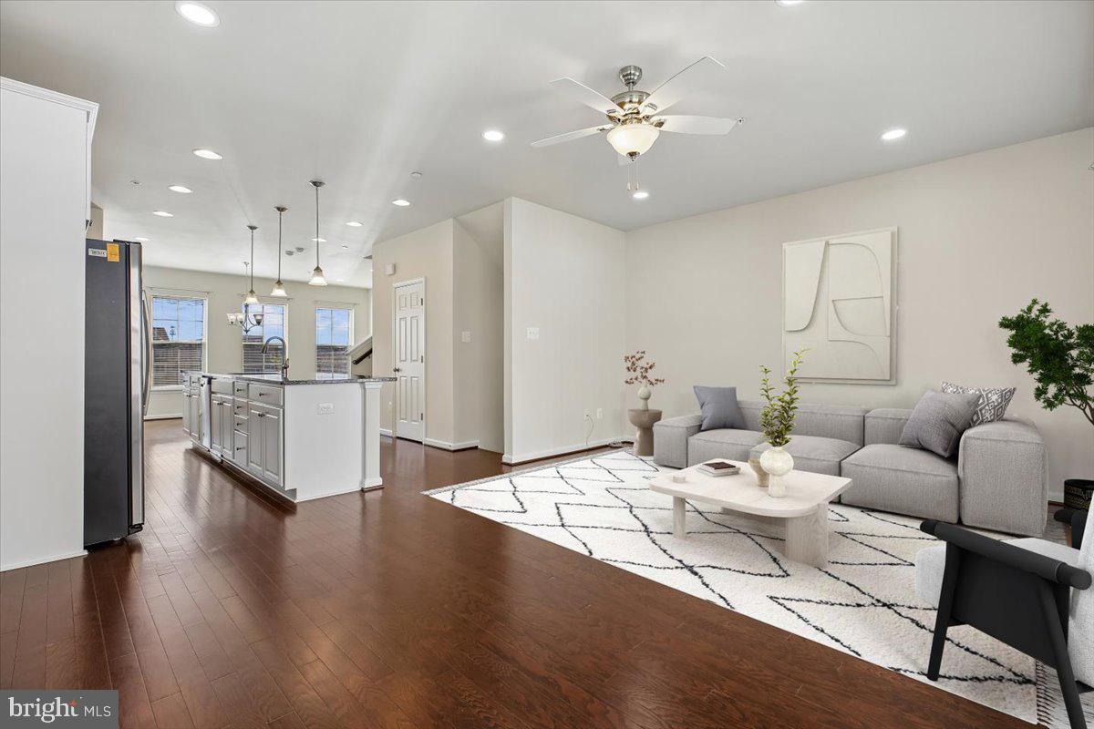 BRICK YARD STATION - Residential