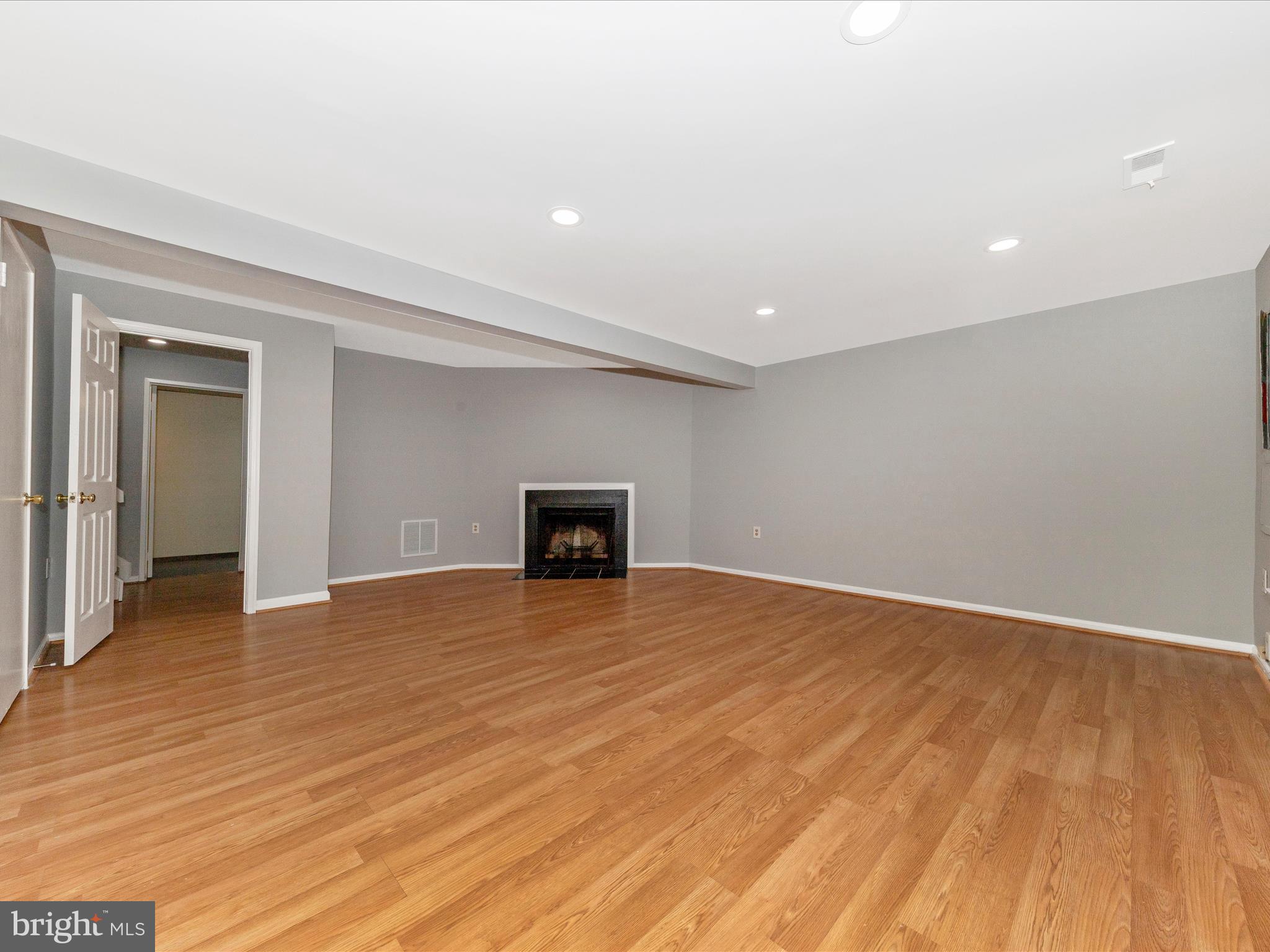 GERMANTOWN VIEW - Residential