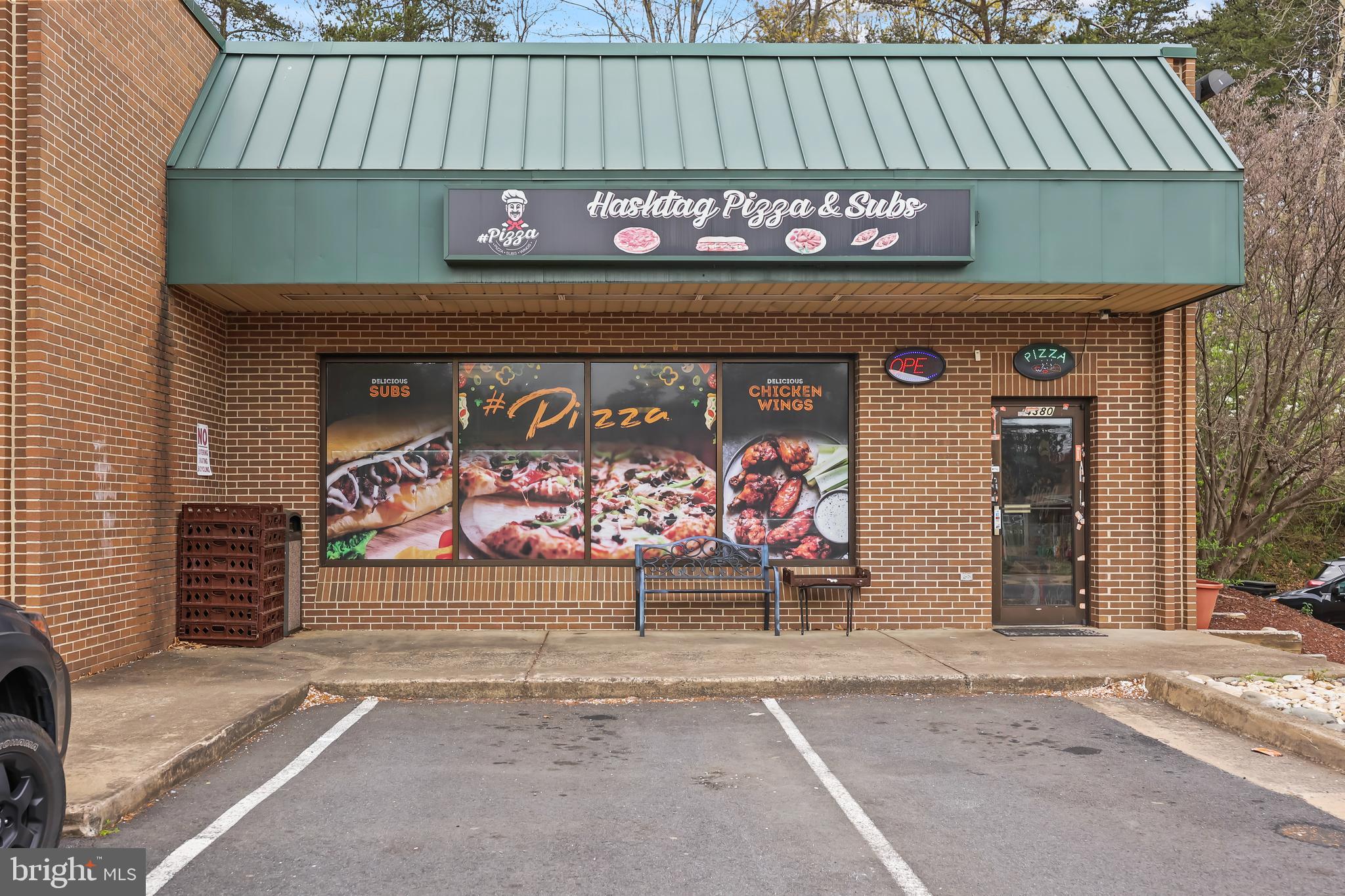 COUNTRY CLUB/LAKE MONTCLAIR - Residential