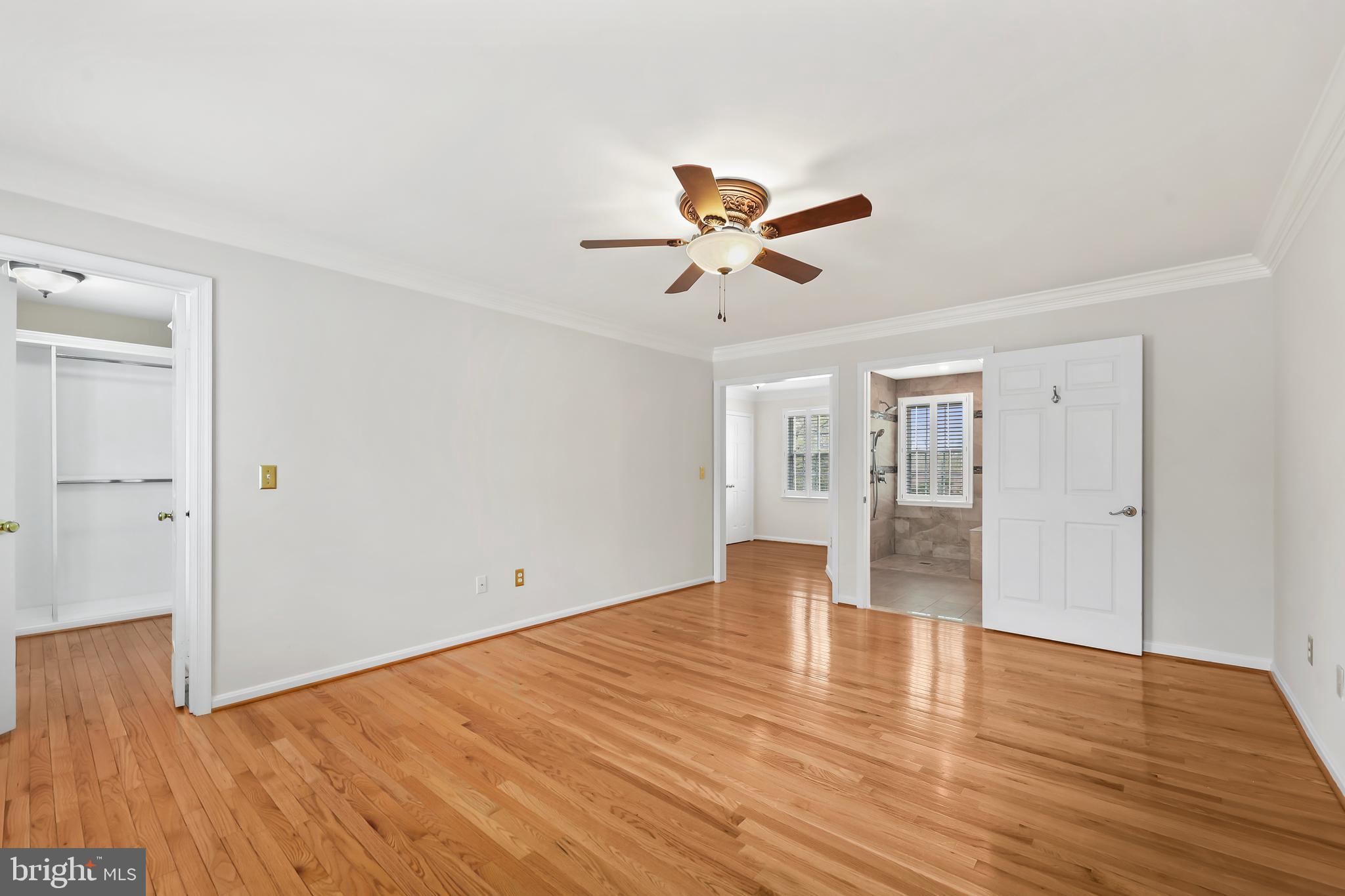 COUNTRY CLUB/LAKE MONTCLAIR - Residential